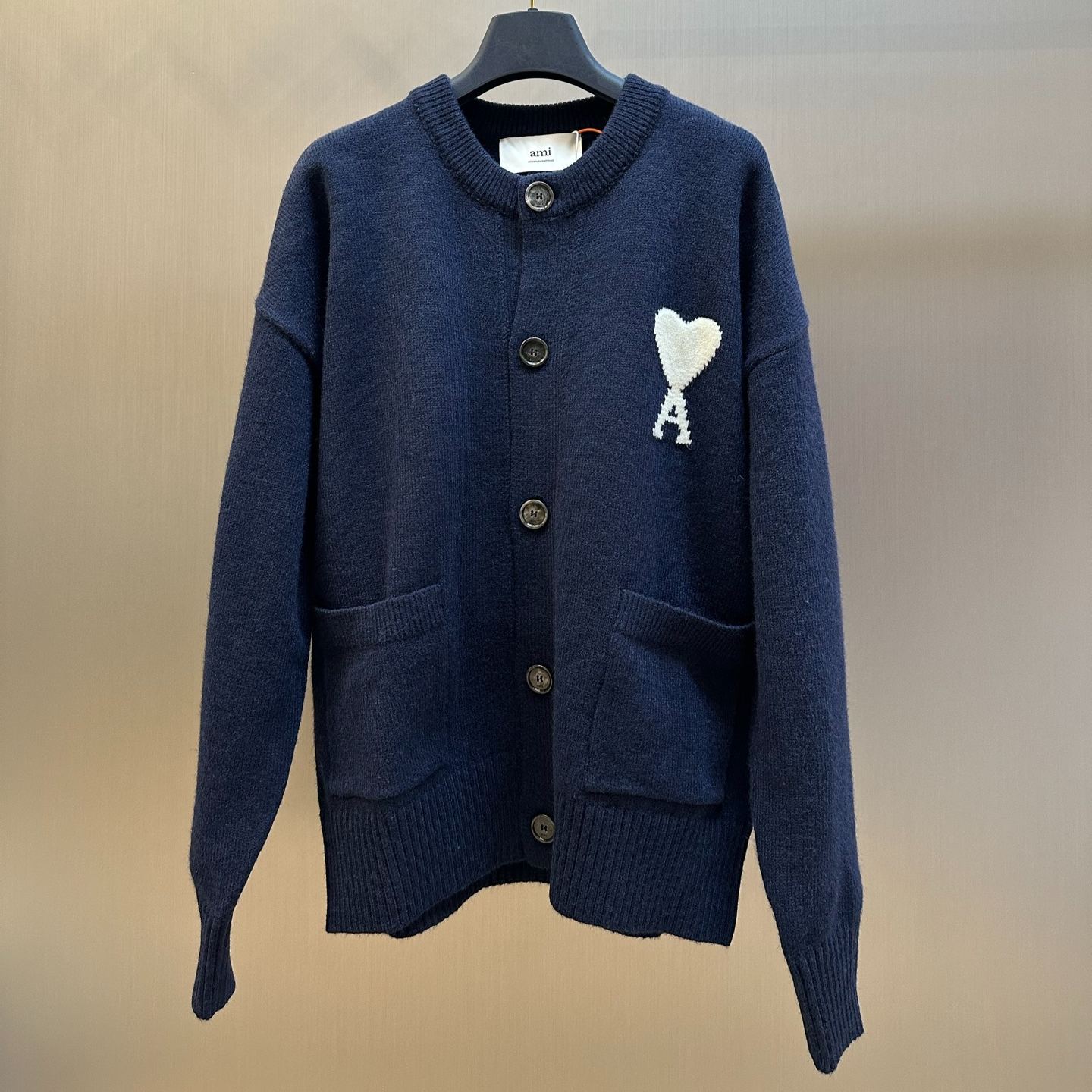 AMI Paris Ami de Coeur cardigan（E26UKC381KN0156）
