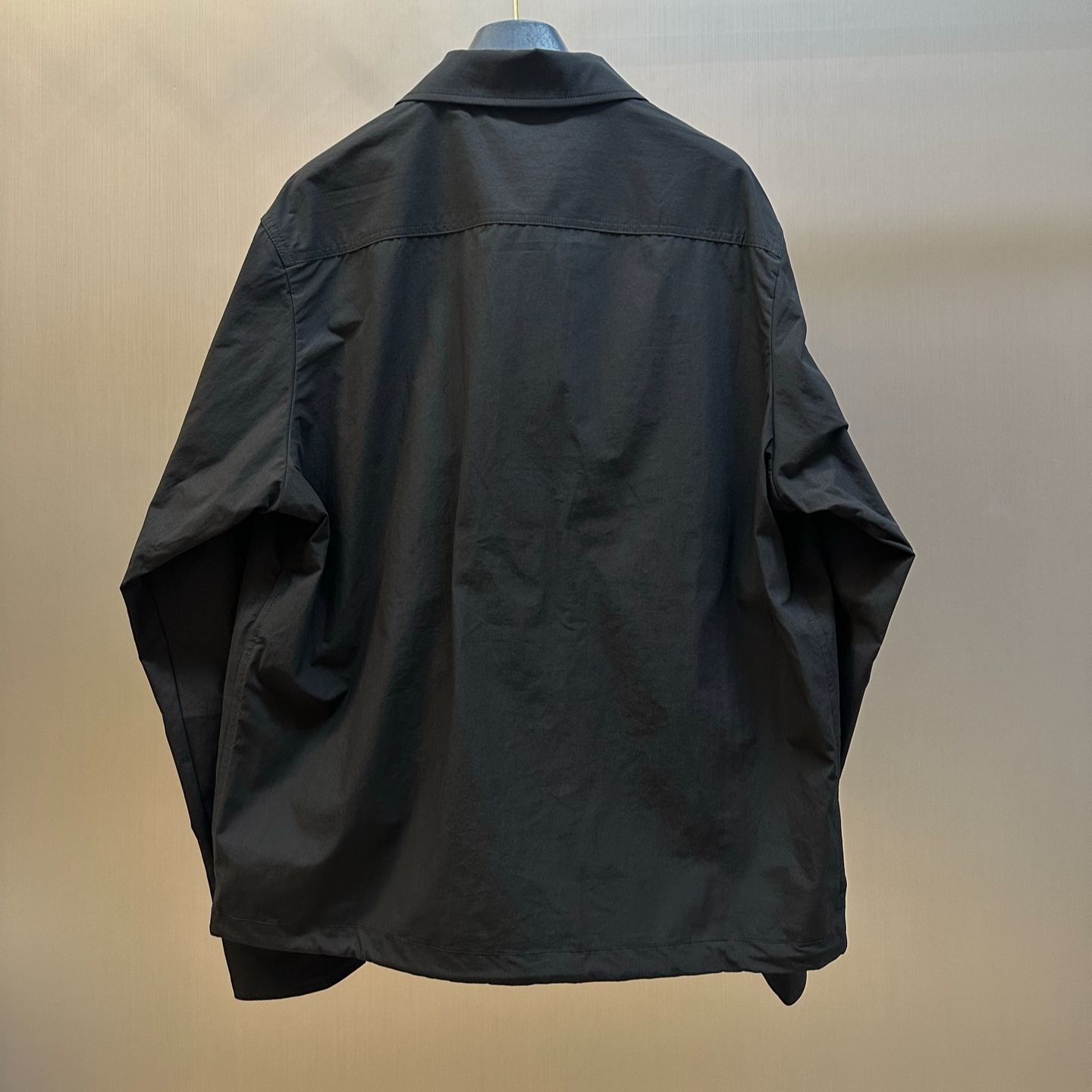 MONCLER Cotton Poplin Long Sleeve Zip-Up Shirt Jacket（L10912F00027599C3224）