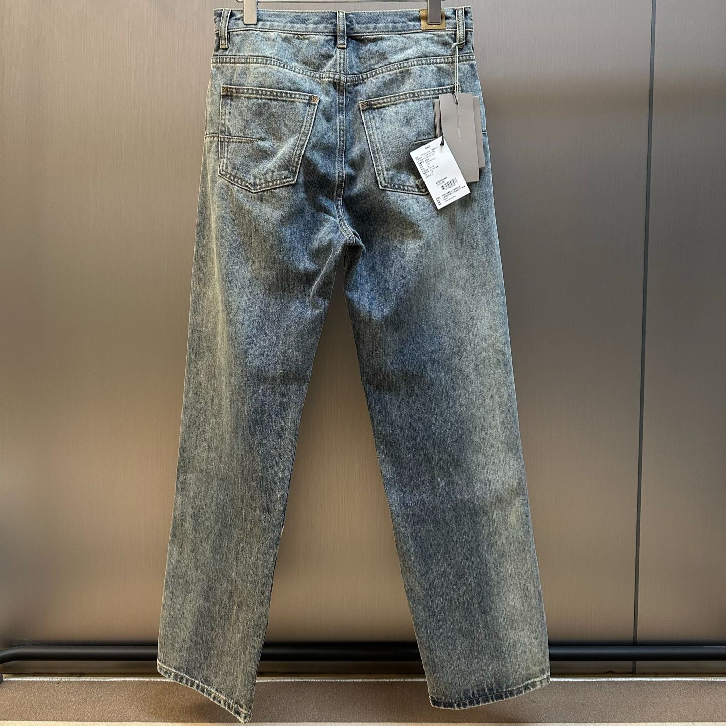 Dior Paneled Straight-Leg Jeans (683D002D3052-C520）