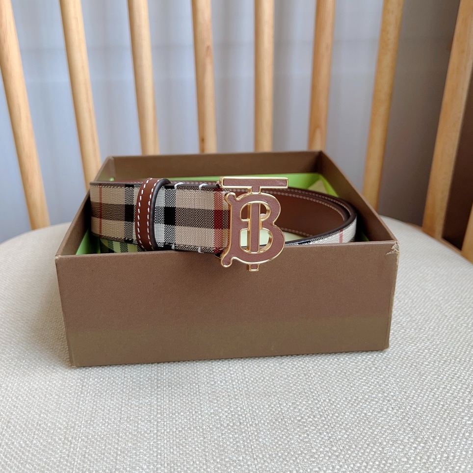 Burberry Leather belt（80704121）