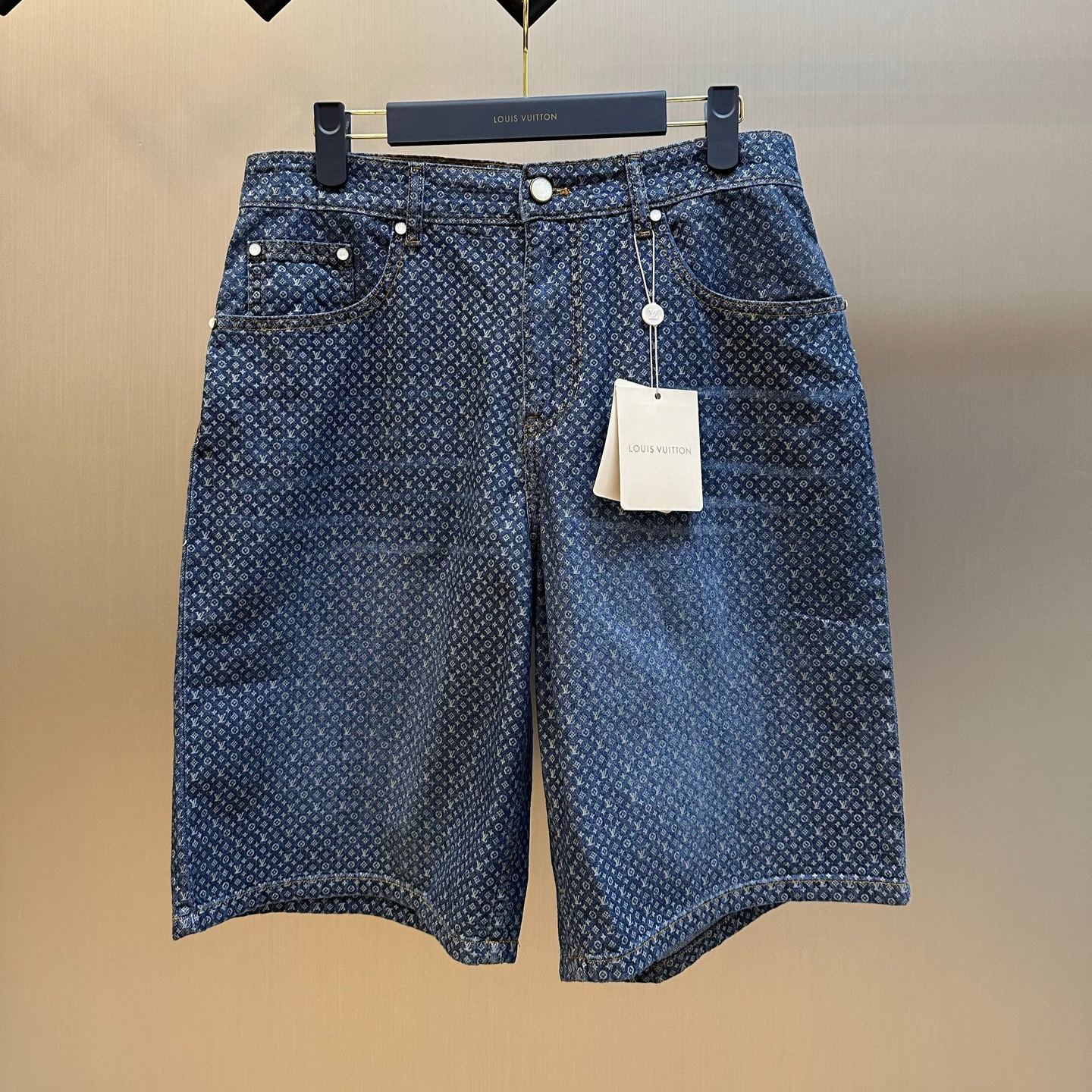 Louis Vuitton Reflective Nanogram Chambray Shorts（1AKOPF）