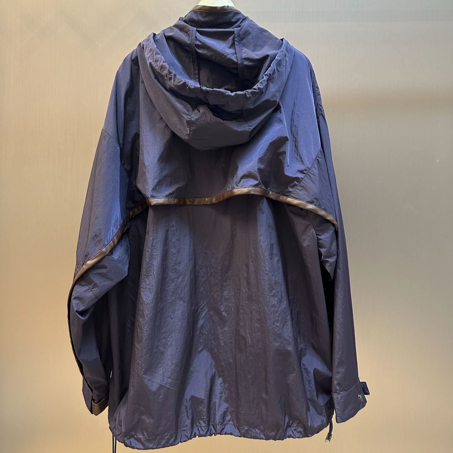 Loewe Hooded Jacket (Technical Shell) (H616Y02X22）