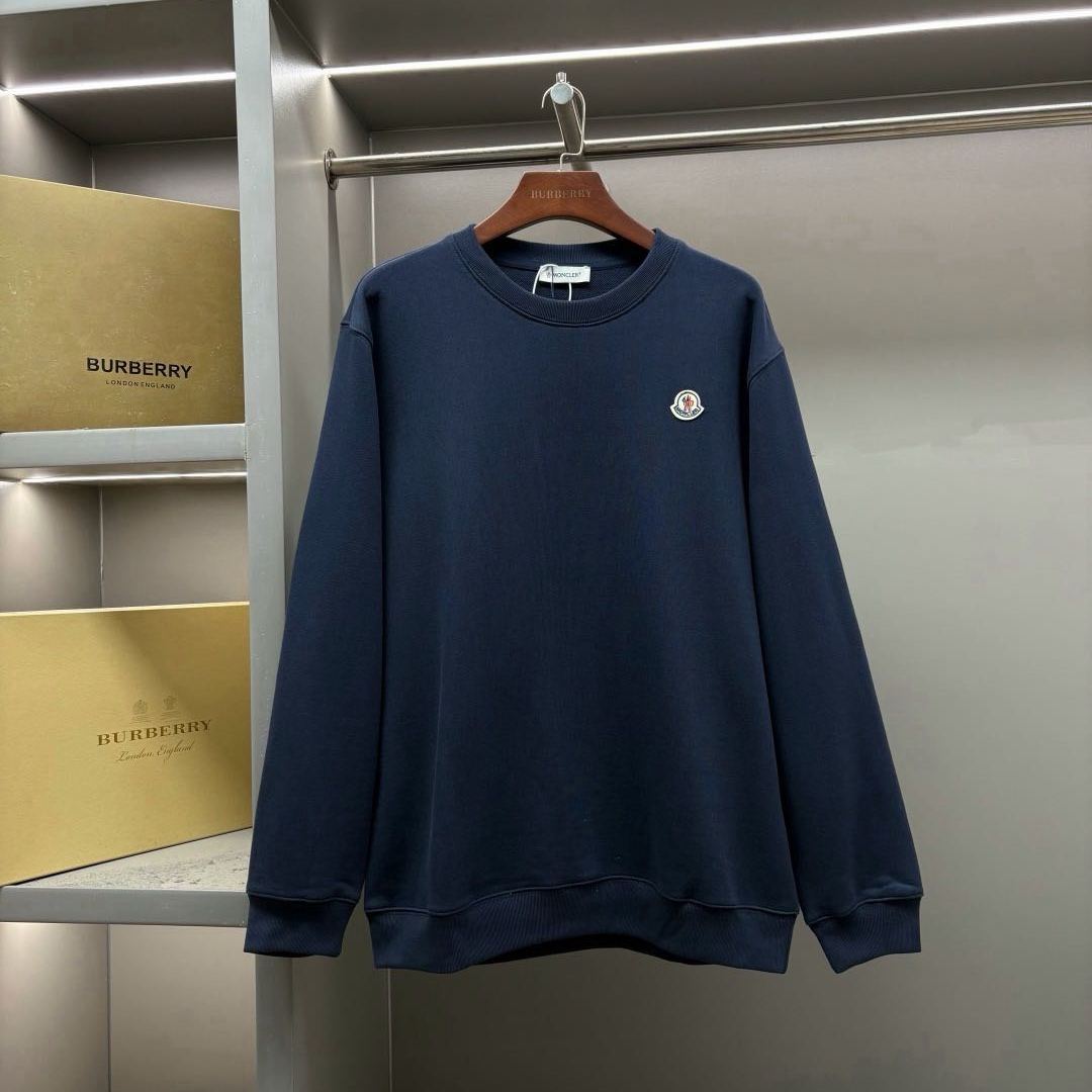 Moncler logo-patch sweatshirt（L10918G00051809KR）