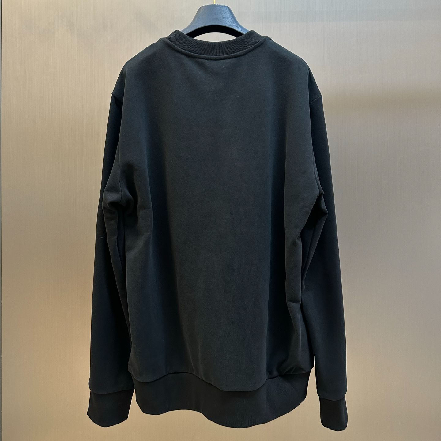Moncler Men's Logo Cotton Sweatshirt（L20918G0000189AUJ999）