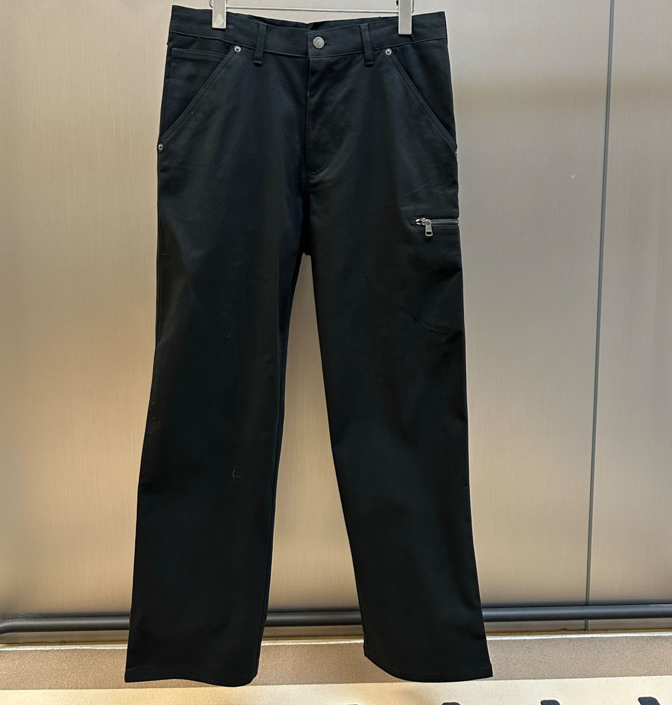 Moncler Men's Stretch Trousers（L20912A00030598R1999）