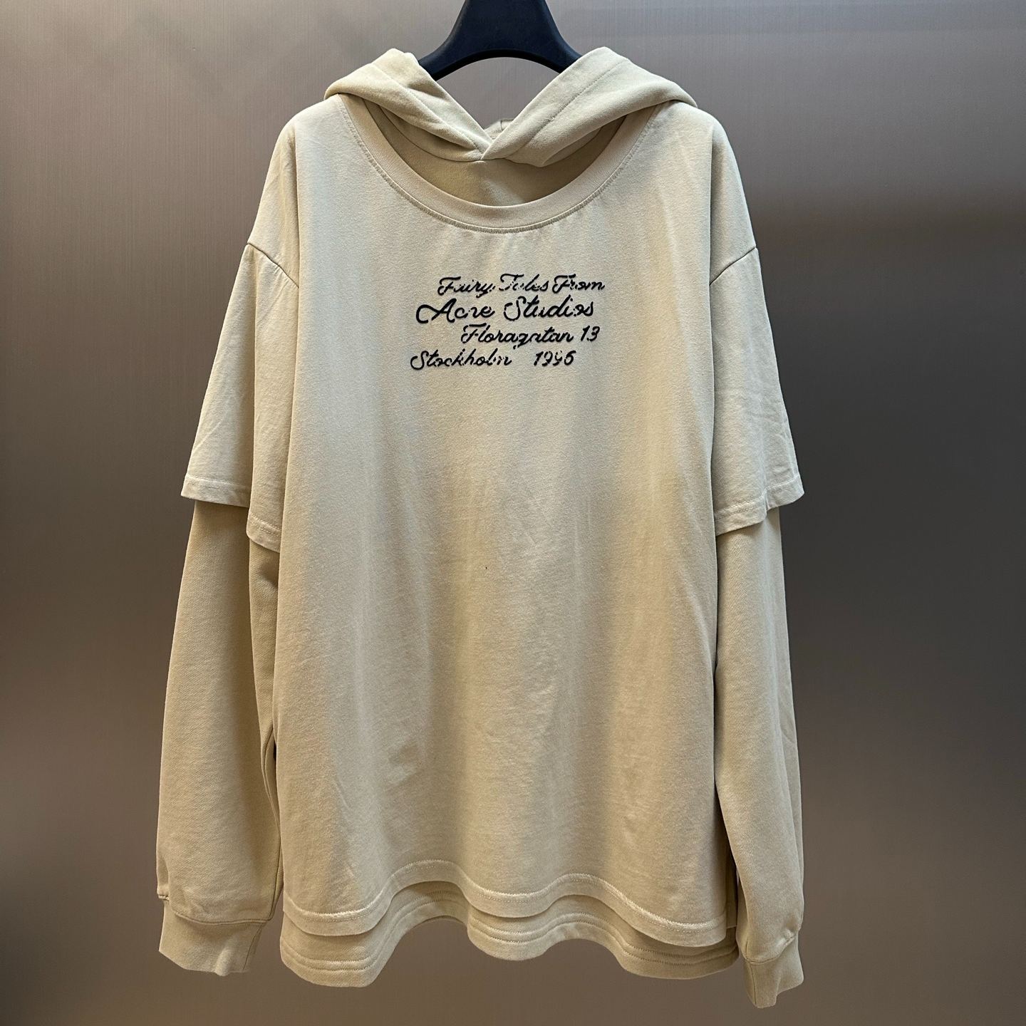 Acne Studios Hooded Logo T-Shirt  (AI0177-900）