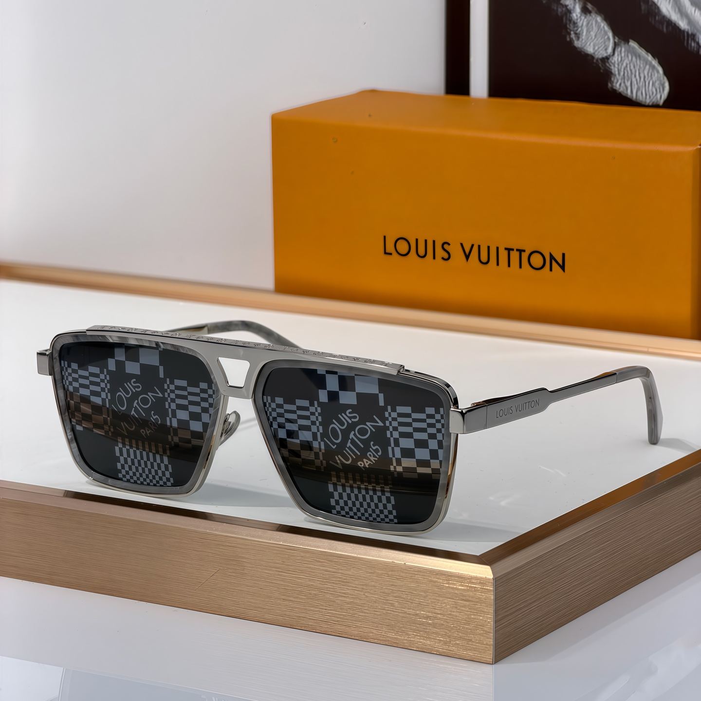 Louis Vuitton 1.1 Evidence Metal Square Sunglasses（多色） (Z1584U)