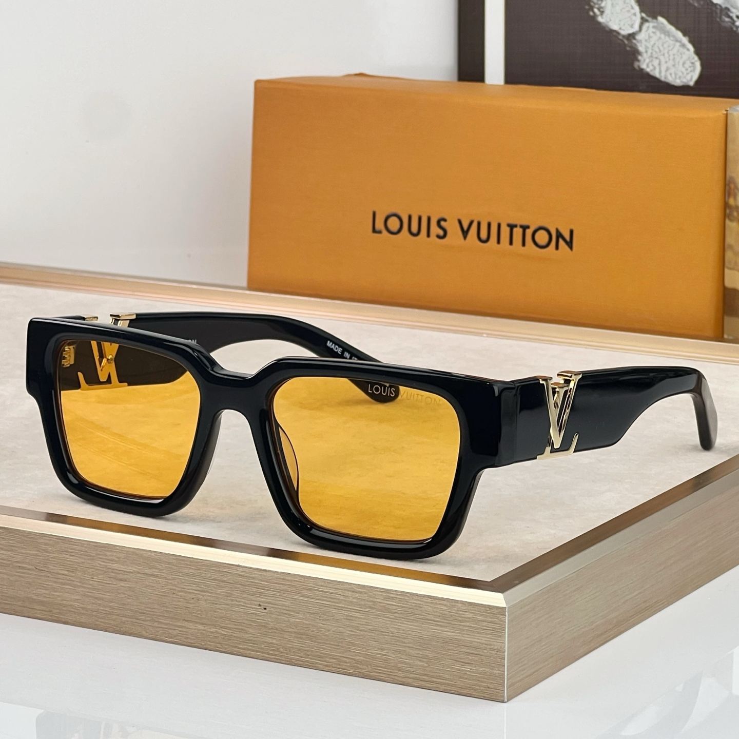 Louis Vuitton LV Sleek Square Sunglasses（多色） (Z2178E)
