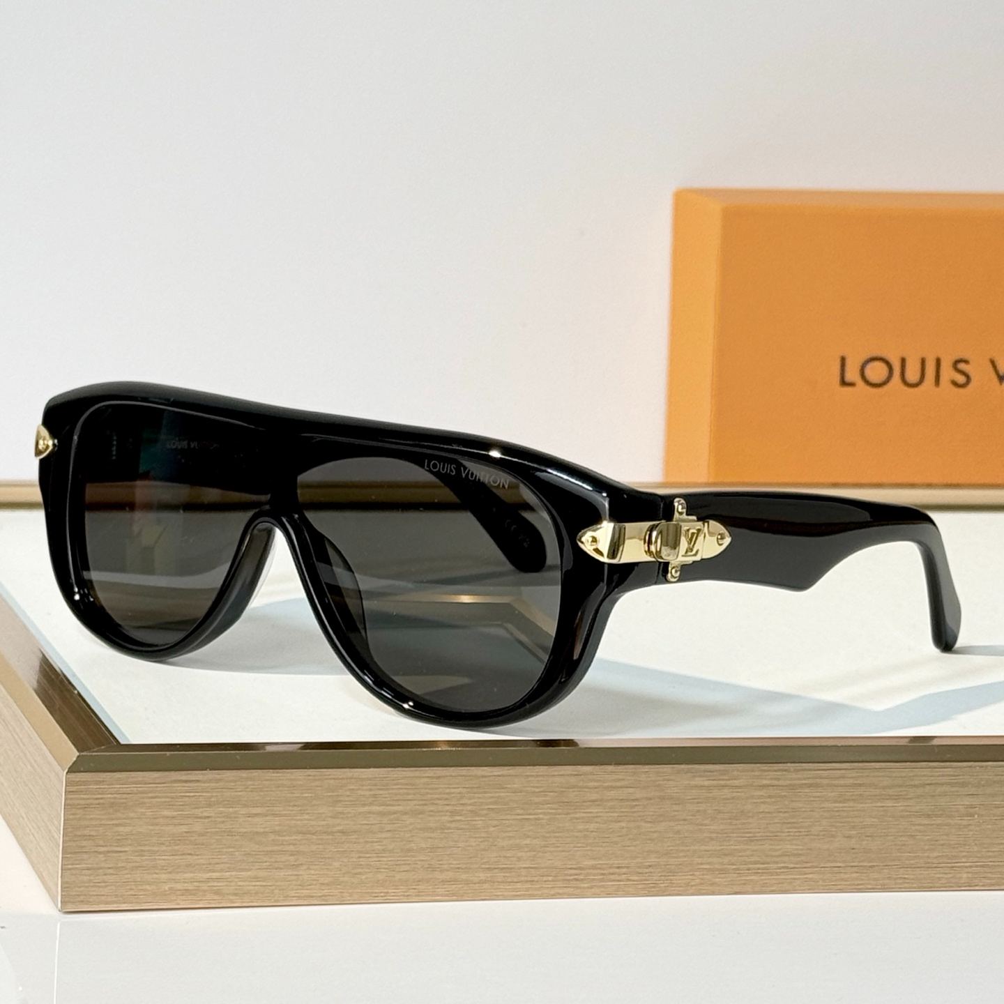 Louis Vuitton LV Lock Mask Sunglasses（多色） (Z3516U)
