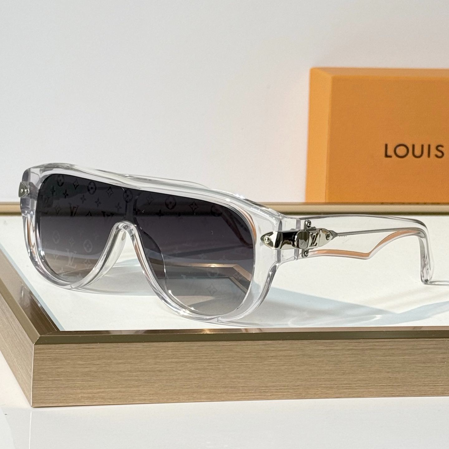 Louis Vuitton LV Lock Mask Sunglasses（多色） (Z3516U)