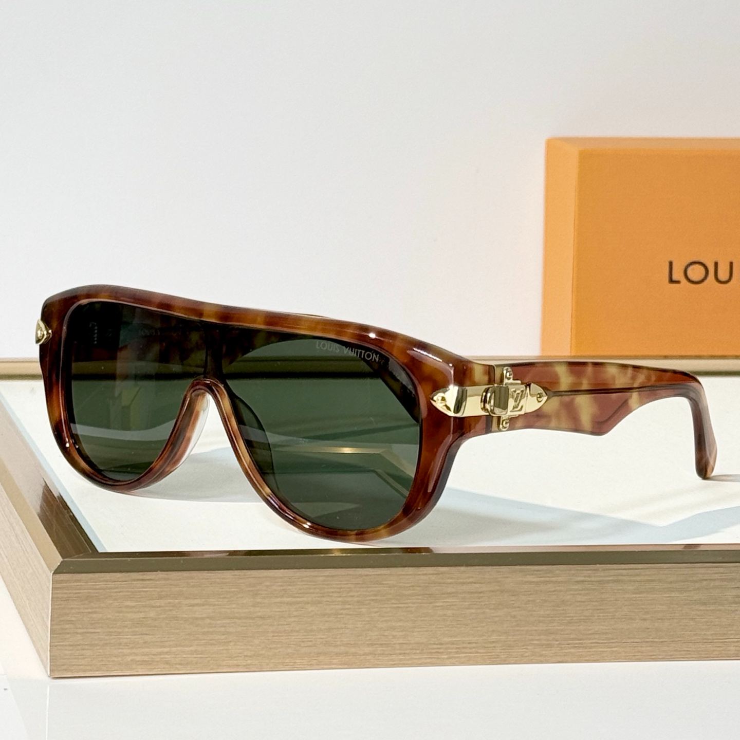 Louis Vuitton LV Lock Mask Sunglasses（多色） (Z3516U)