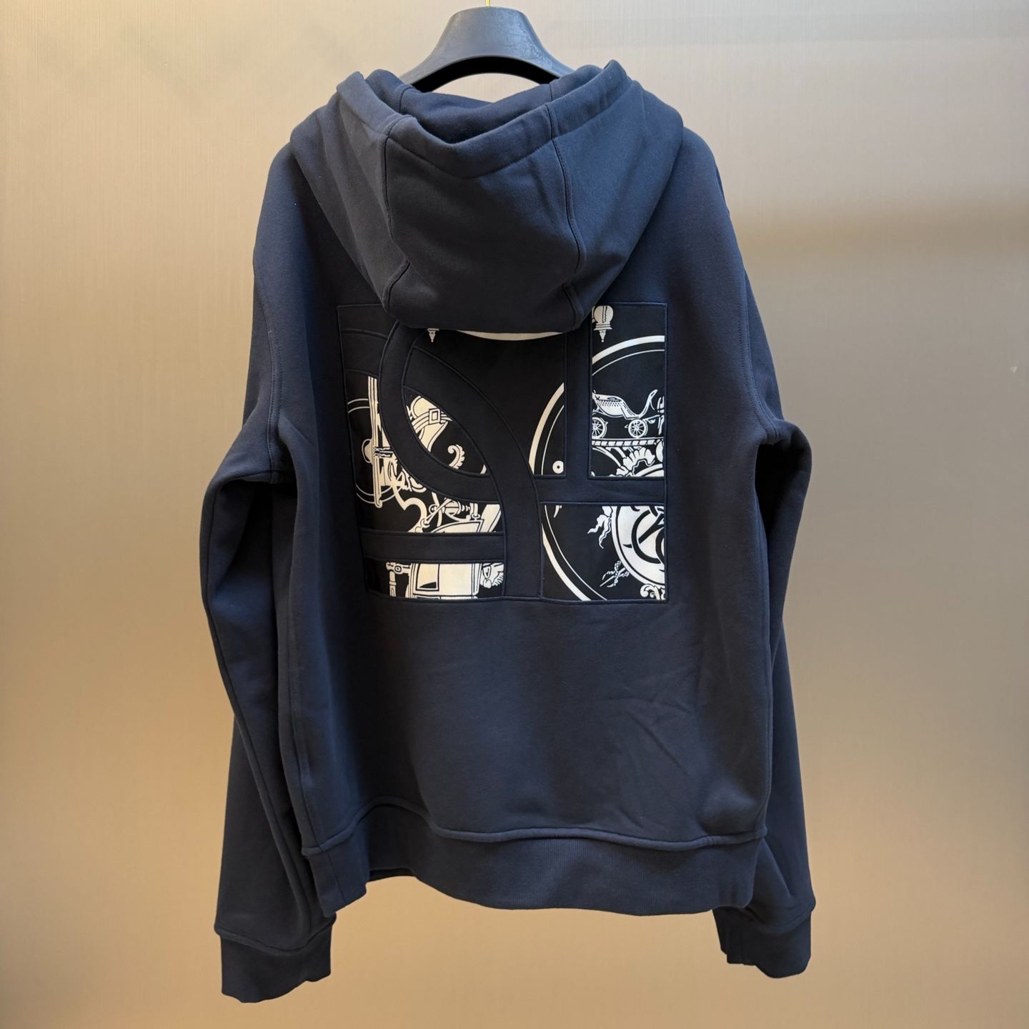Hermès Navy Hoodie with Back Print（H567765HA01ME）