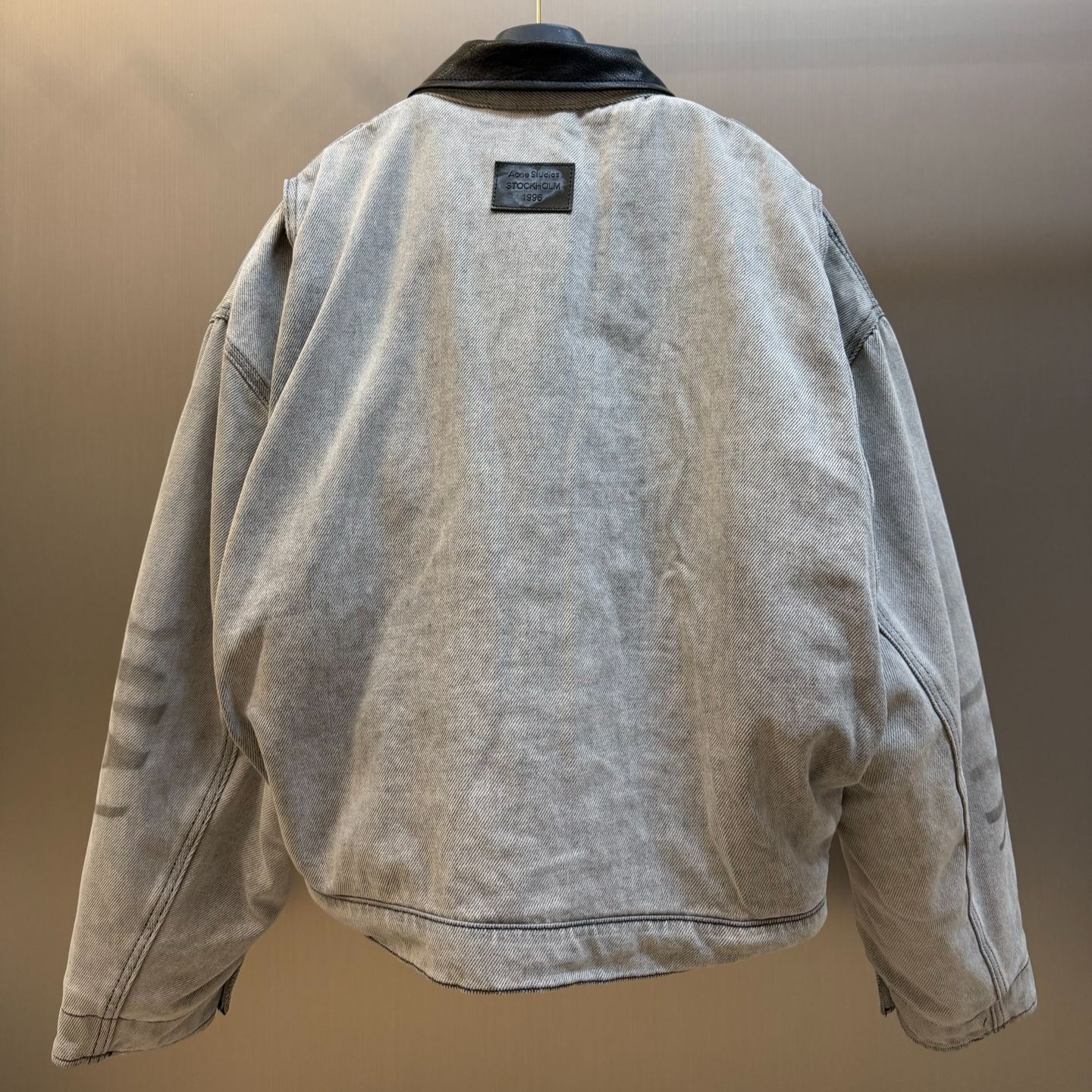 Acne Studios Denim Bomber Jacket (B90882）