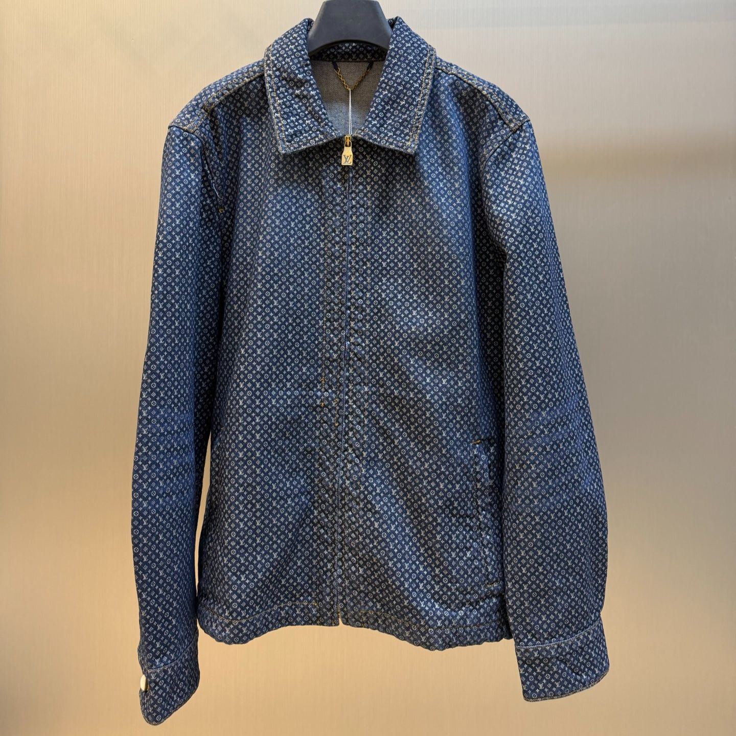 Louis Vuitton Reflective Nanogram Zippered Denim Jacket（1AKOTE）