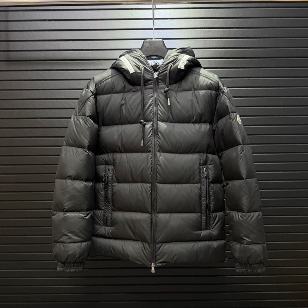 MONCLER Cardere Short Down Jacket（K20911A0012754A81）