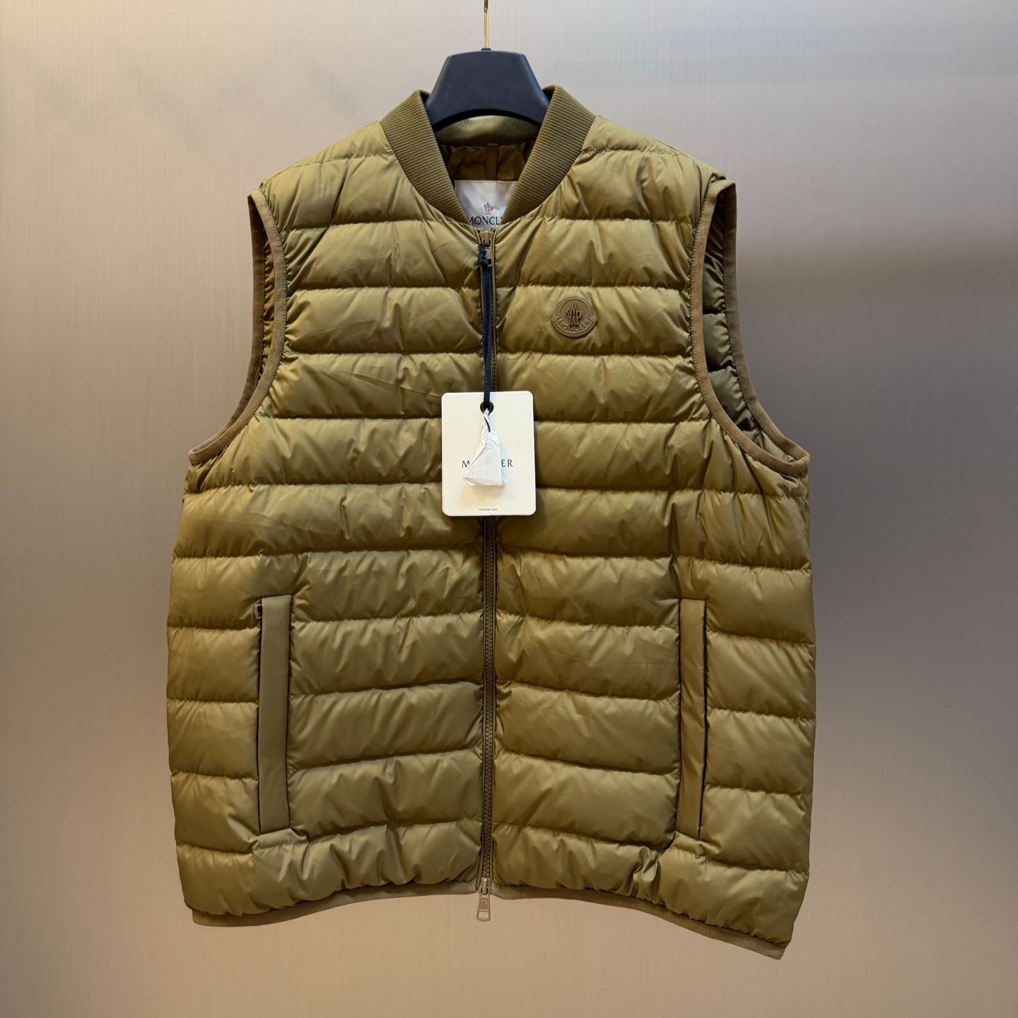 Moncler Froissel Down Vest（L20911A00101597X2779）