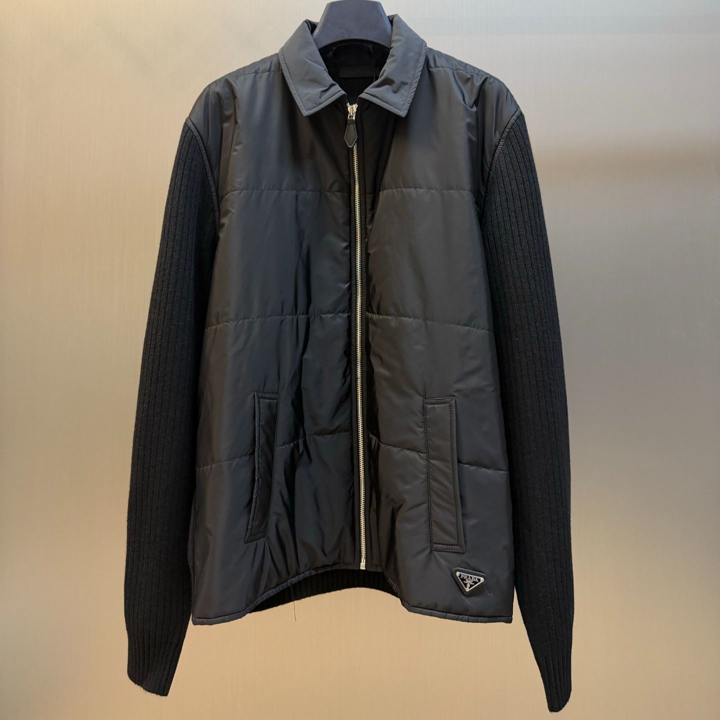 Prada Wool and Re-Nylon Twill Cardigan (UMG472SOOO6241）