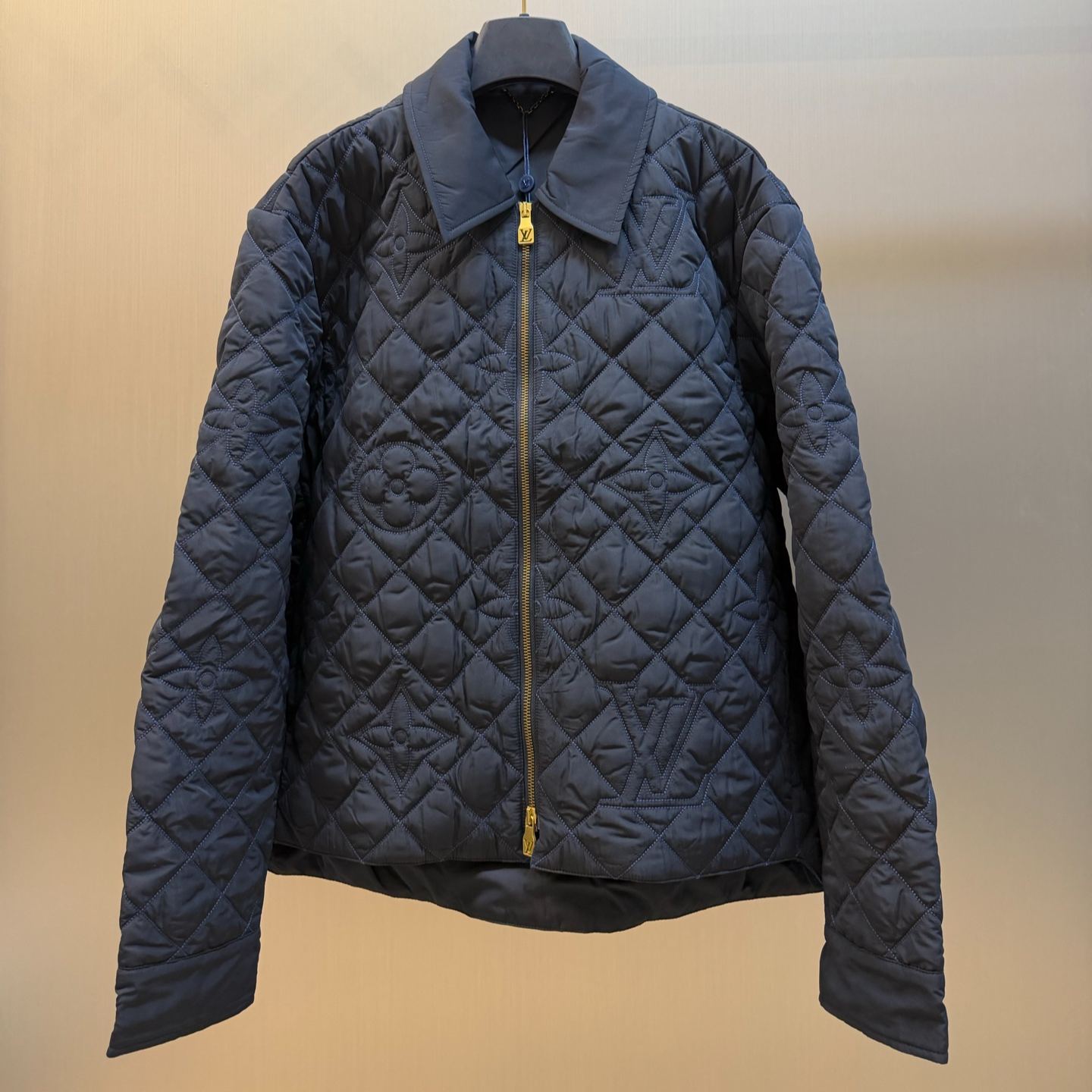 Louis Vuitton Quilted Monogram Overshirt（1AIJRK）