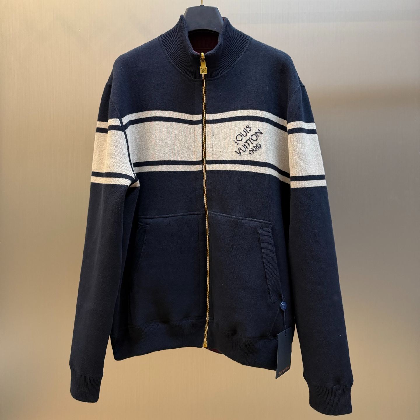 Louis Vuitton Reversible Jacquard Sweatshirt（1AKLUW）