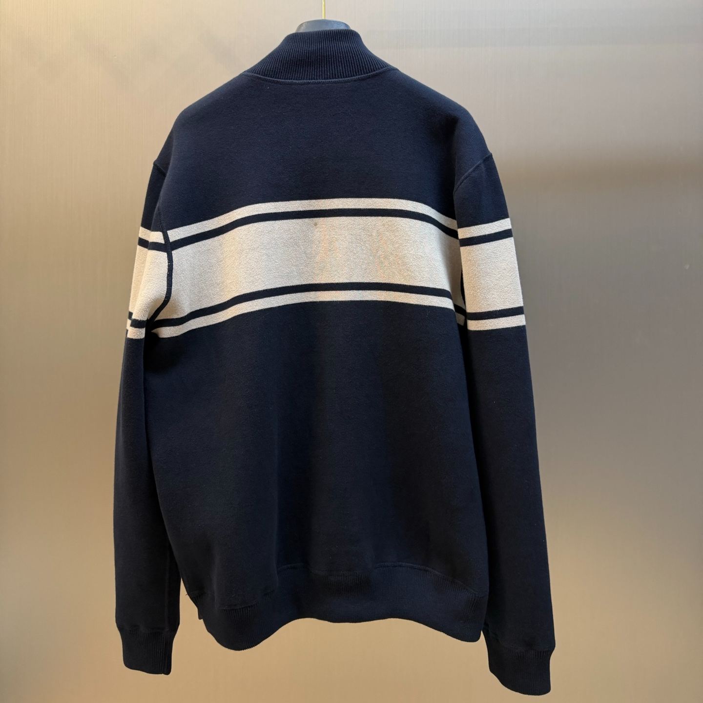 Louis Vuitton Reversible Jacquard Sweatshirt（1AKLUW）