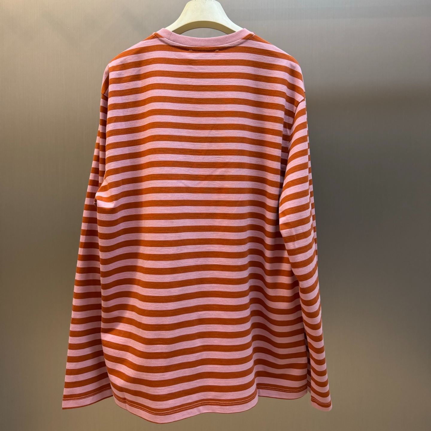 Miu Miu T-Shirt aus Jersey（MJLB09_60K8_F05YA_S_OOO)