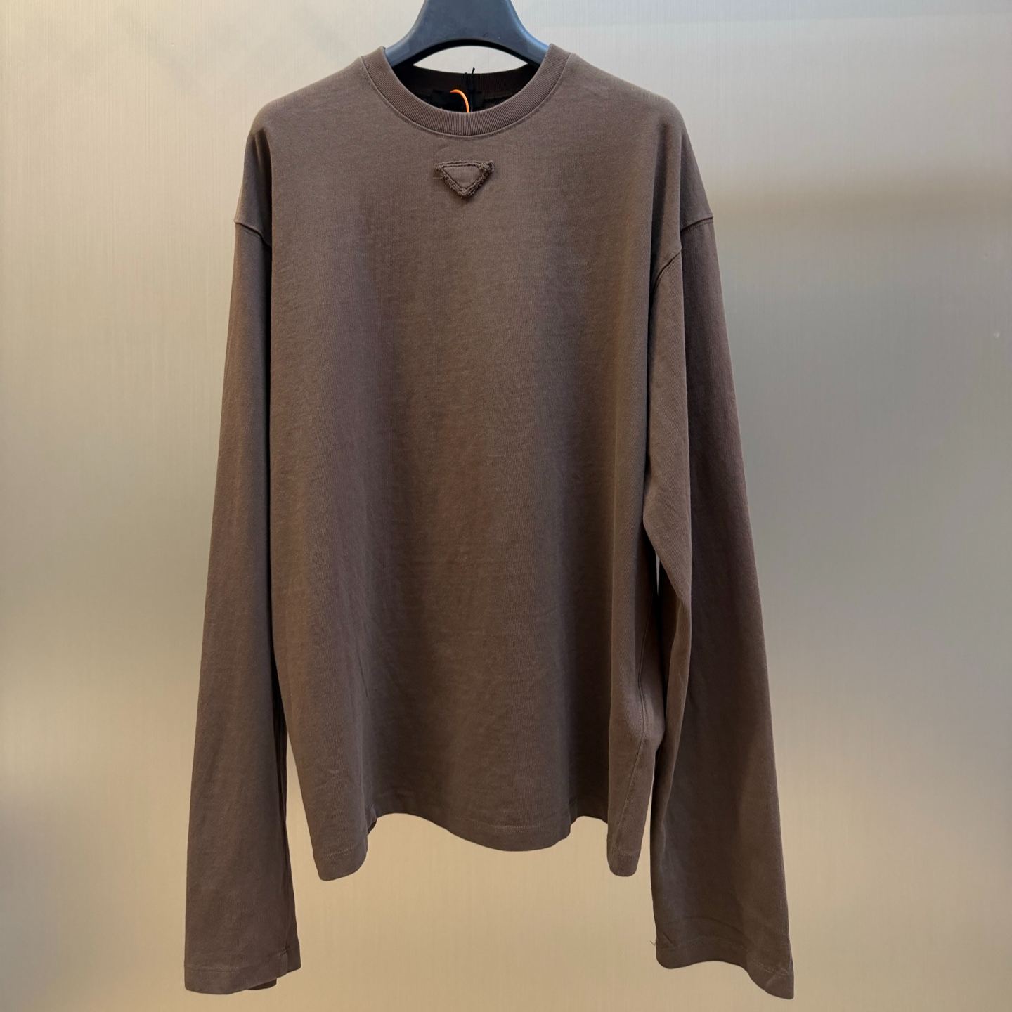 Prada cocoa-brown long-sleeved cotton T-shirt (UJL08D-187B-F0324-S-OOO）