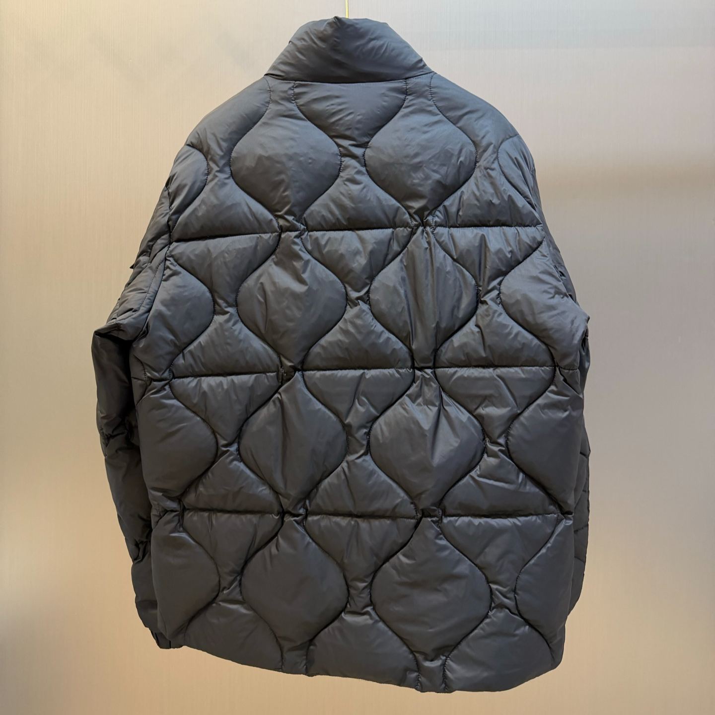 Moncler Asurel Men's Geometric-Quilted Short Down Jacket（L20911A00142597XQ999）