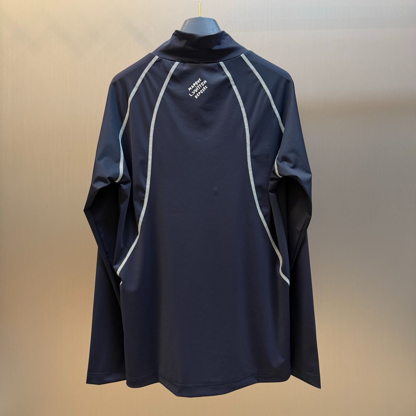Louis Vuitton Long-Sleeve Functional T-Shirt（1AKOW6）
