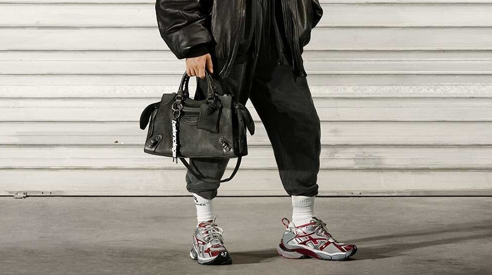 Balenciaga Runner Sneaker 