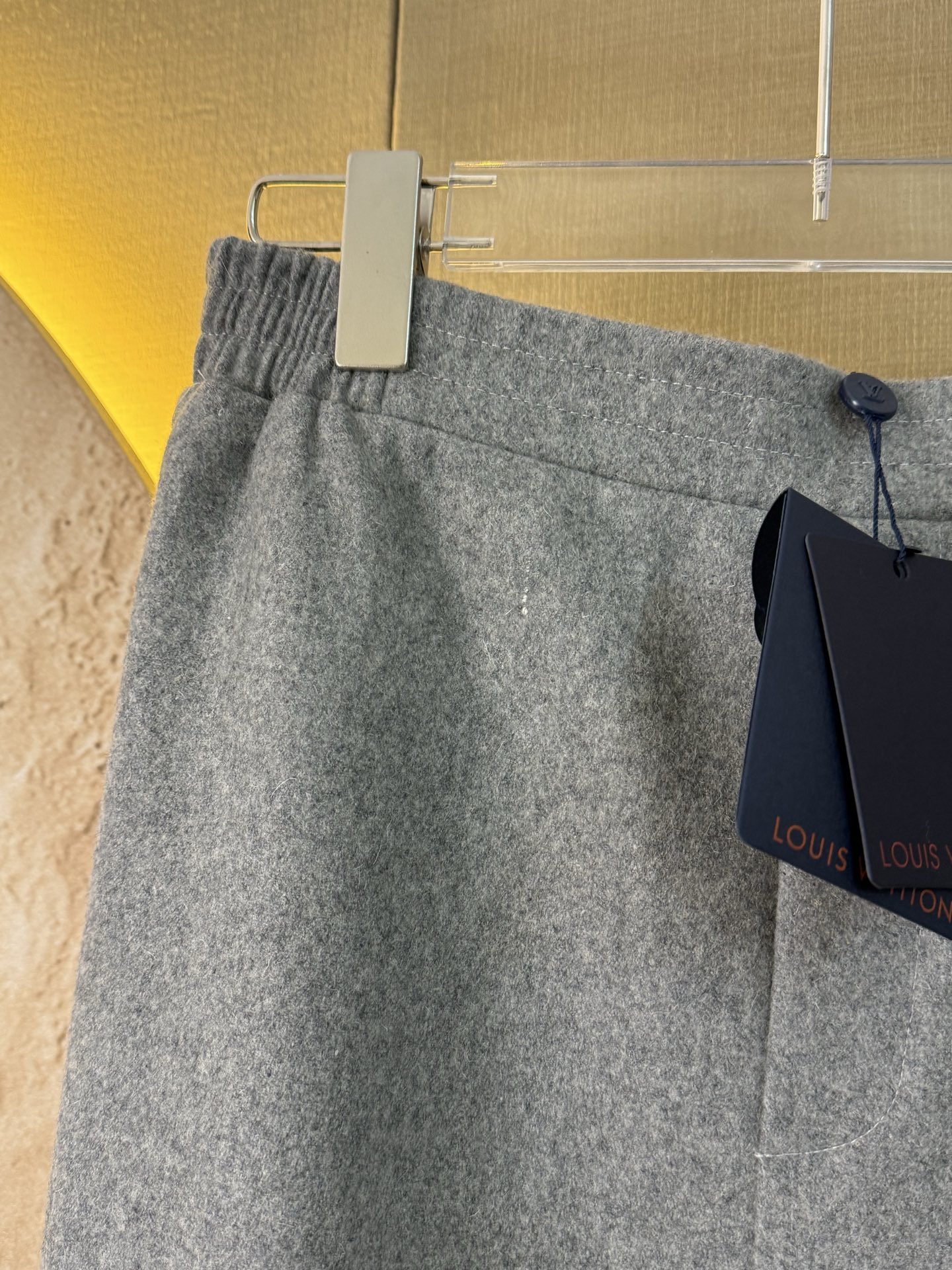 Louis Vuitton Grey Wool Tailored Trackpants（1AFXWW）