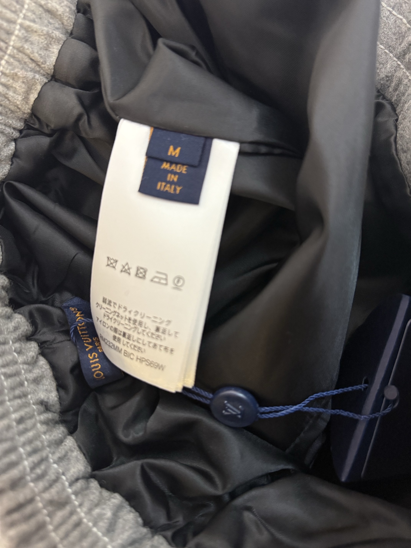 Louis Vuitton Grey Wool Tailored Trackpants（1AFXWW）