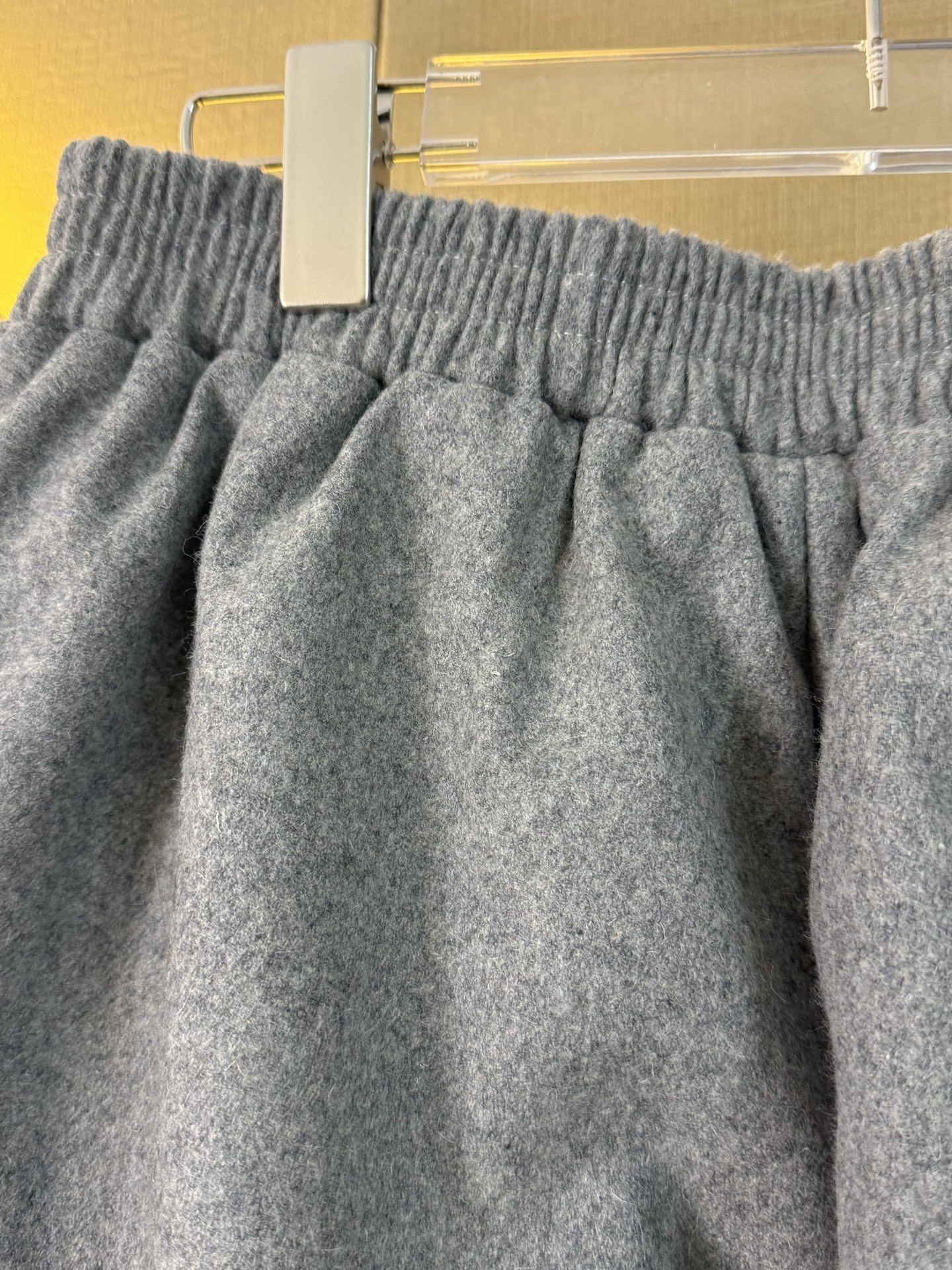 Louis Vuitton Grey Wool Tailored Trackpants（1AFXWW）