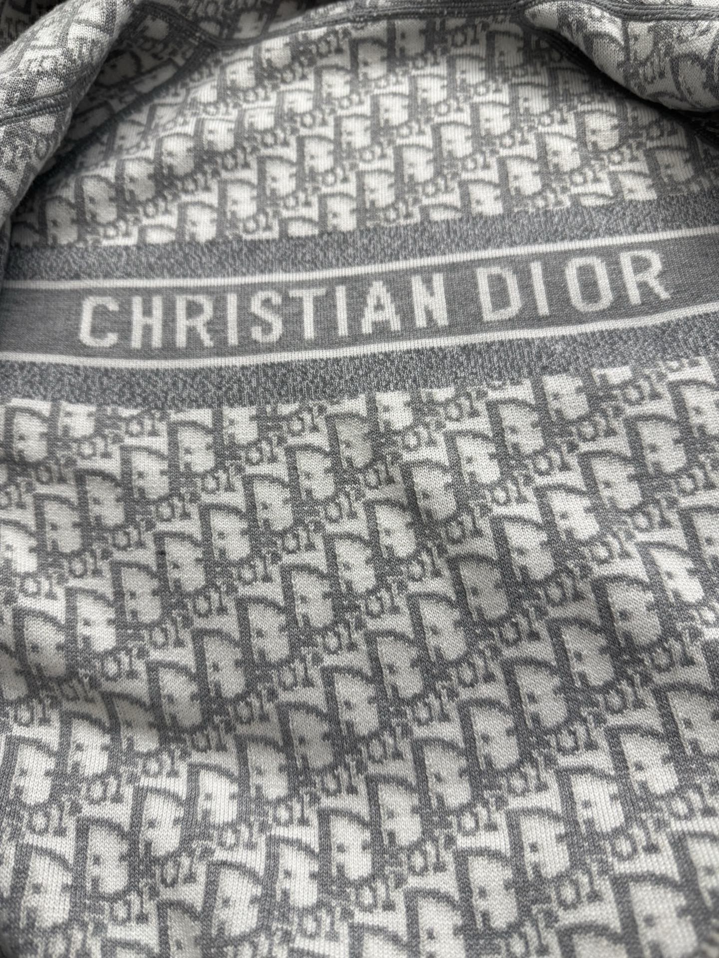 DIOR Reversible Zipped Cardigan with Hood （054G12AM055-X5820）