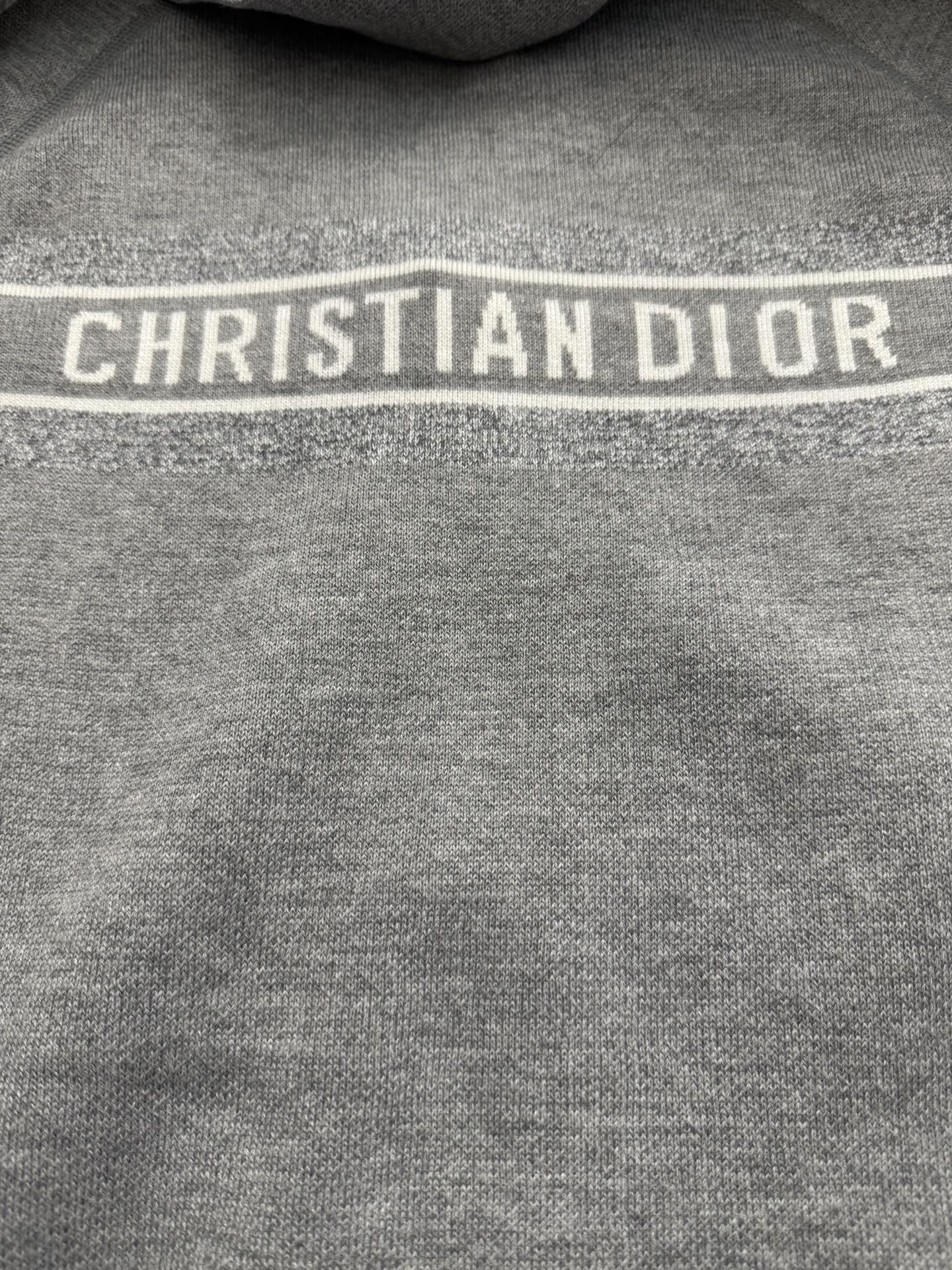 DIOR Reversible Zipped Cardigan with Hood （054G12AM055-X5820）