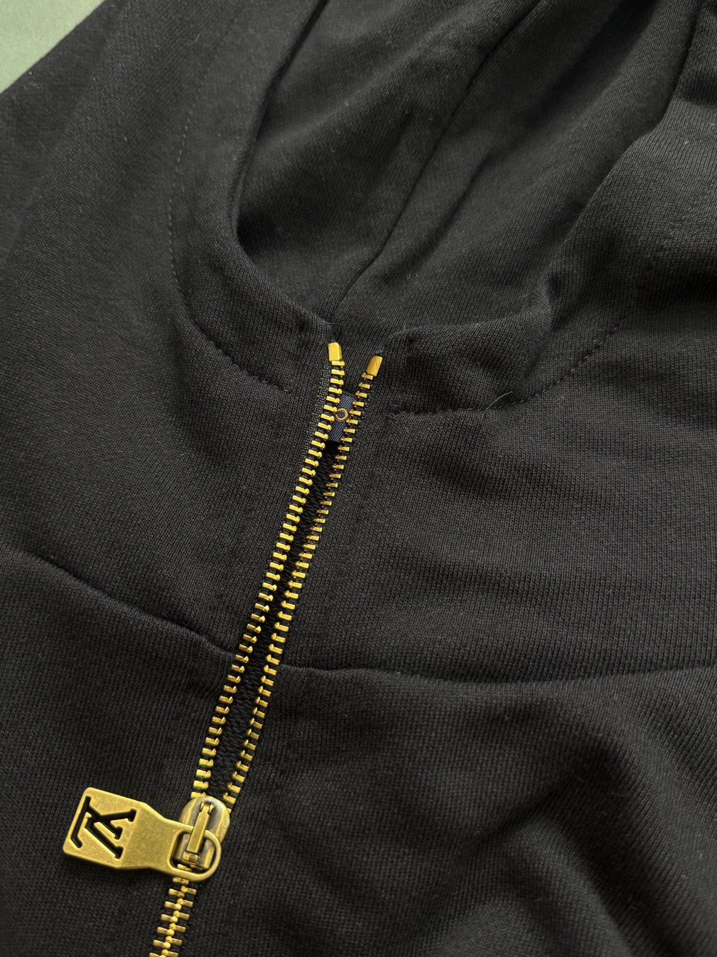 Louis Vuitton hoodie（1AIMQE）