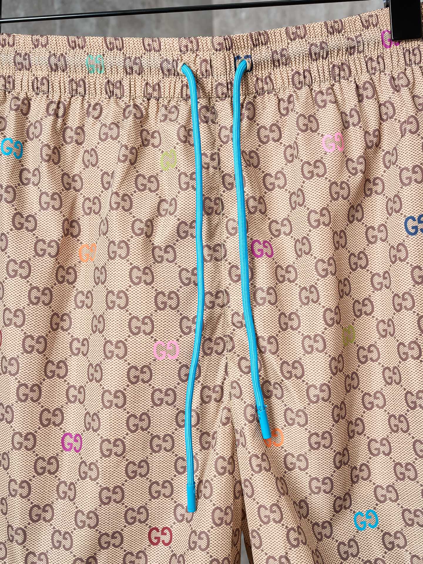 Gucci Printed technical poplin swim shorts（833304-XHAKT-2270）