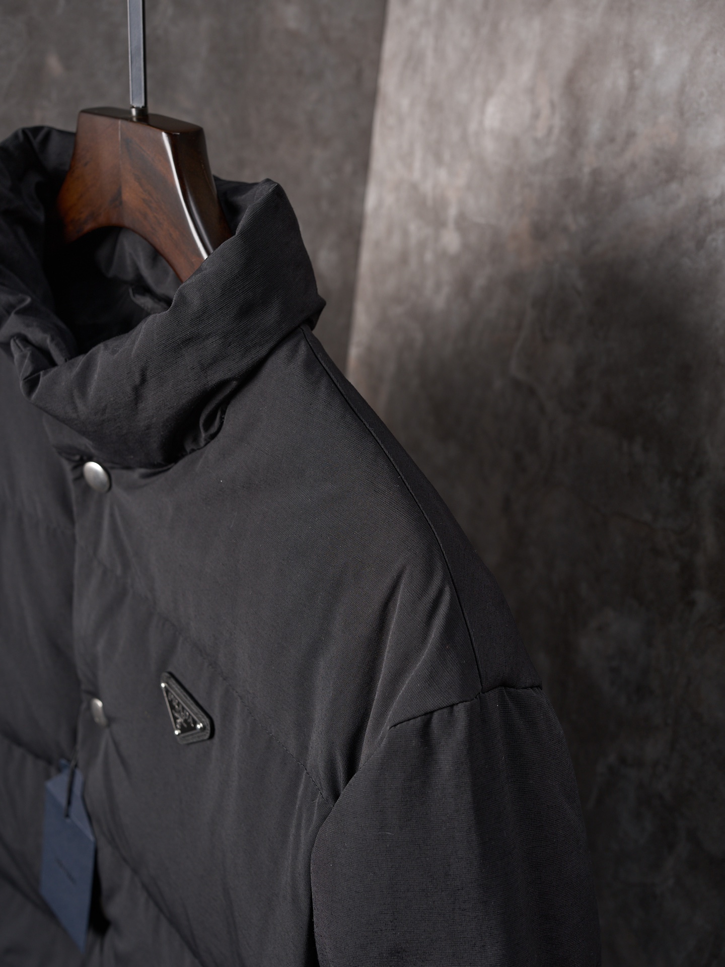 PRADA technical fabric down jacket (292286-13GP-F0594-S-OOO）