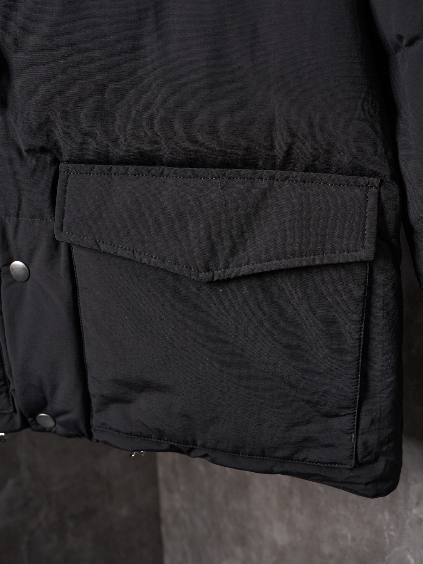 PRADA technical fabric down jacket (292286-13GP-F0594-S-OOO）