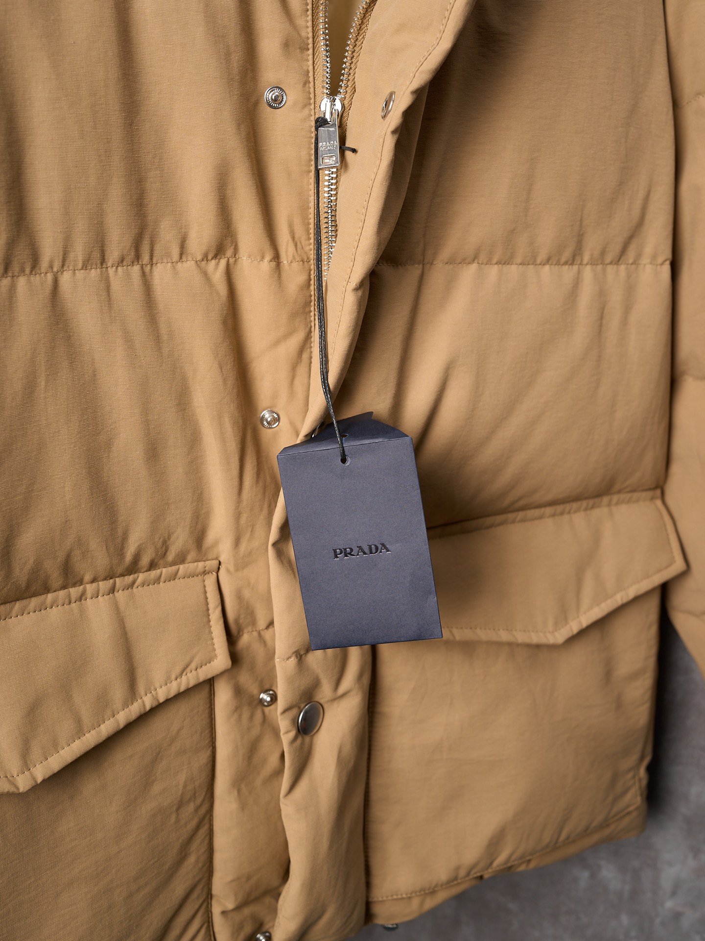 PRADA technical fabric down jacket (292286-13GP-F0594-S-OOO）