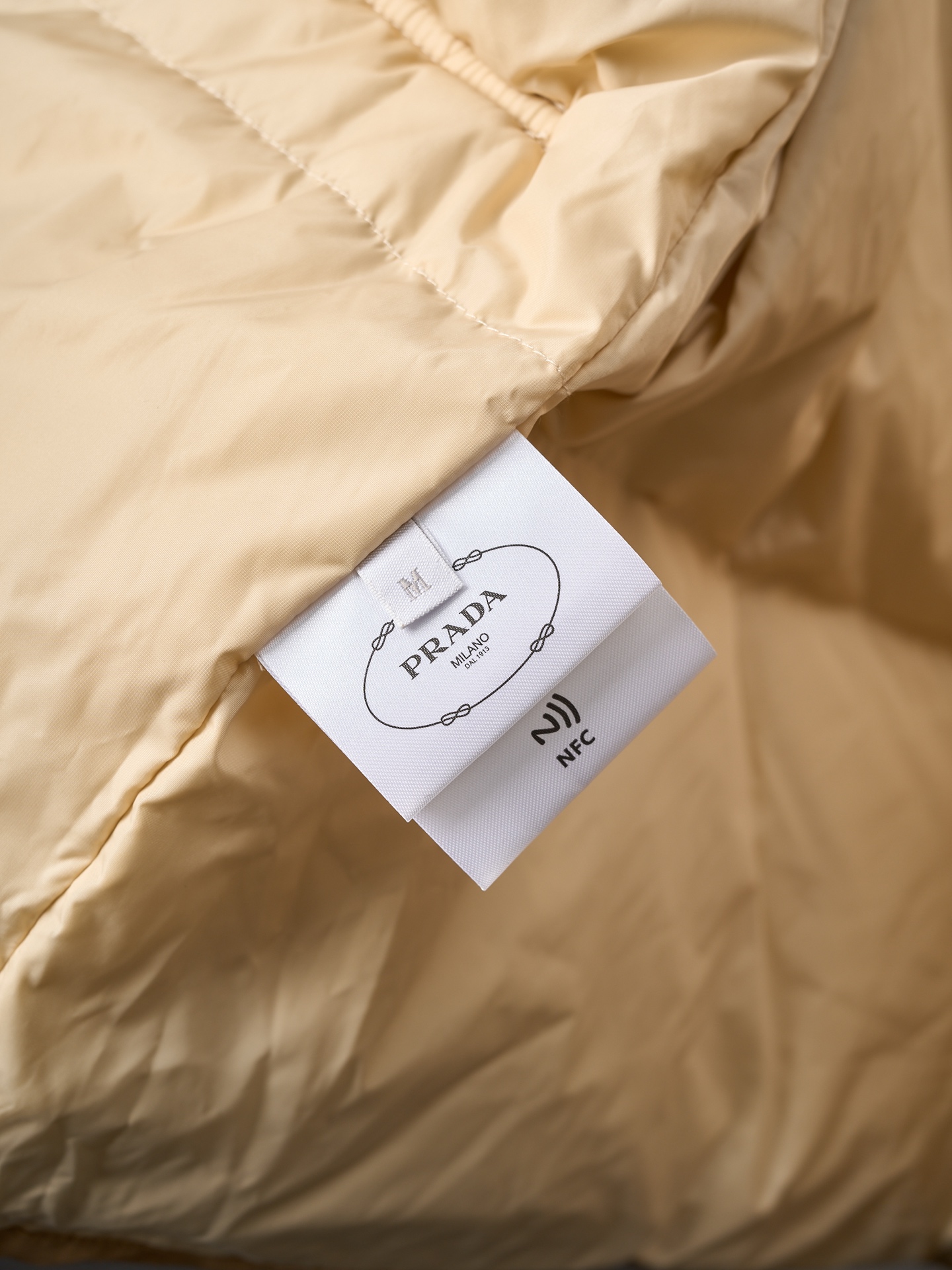 PRADA technical fabric down jacket (292286-13GP-F0594-S-OOO）