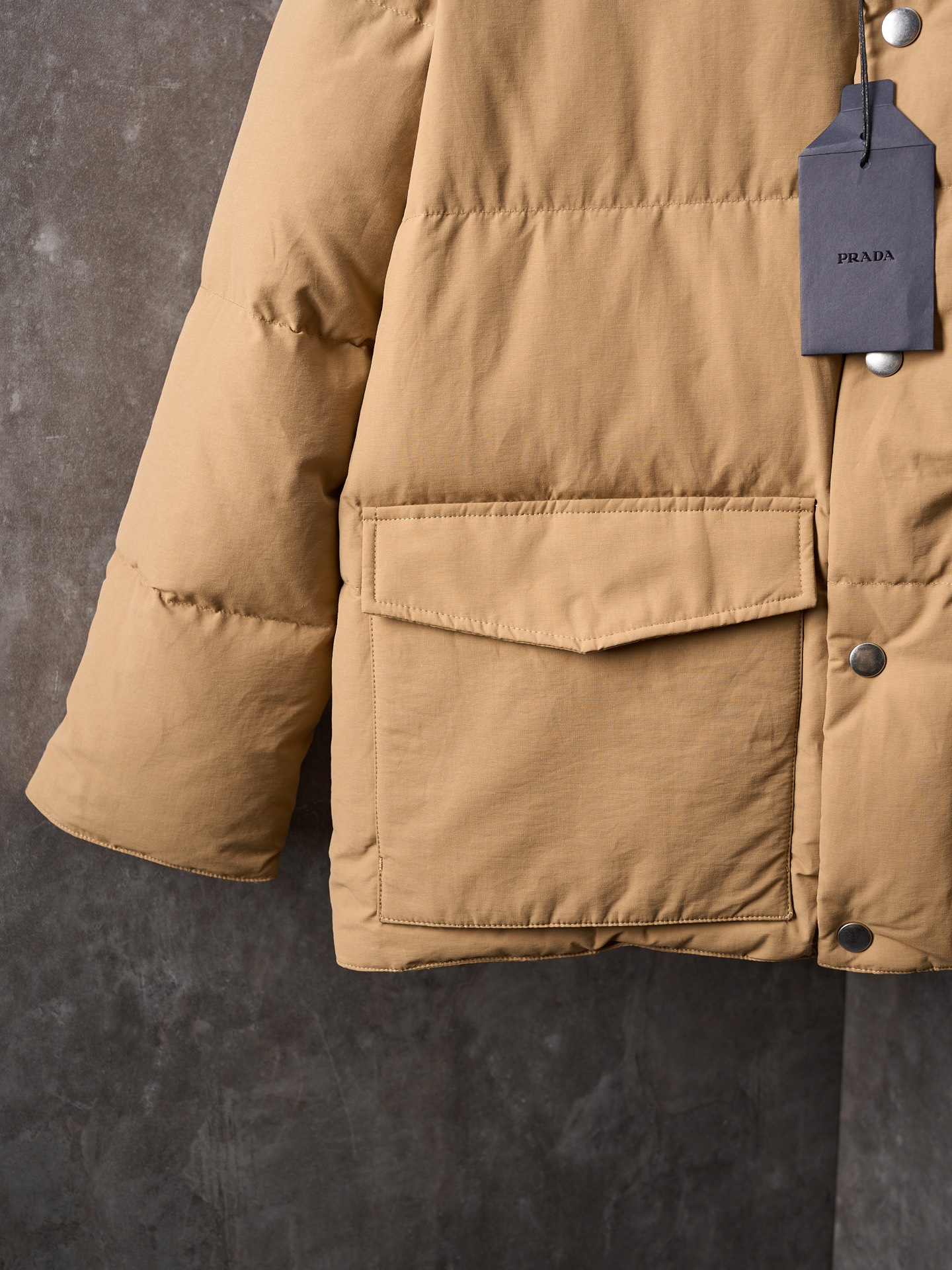 PRADA technical fabric down jacket (292286-13GP-F0594-S-OOO）