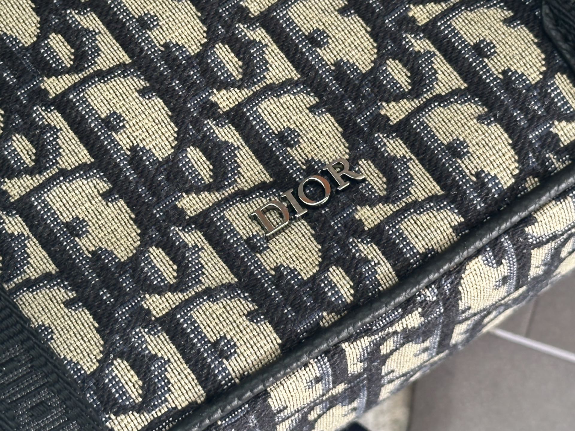 Dior Hit the Road Messenger Bag（1ESPO333YKY-H03E）