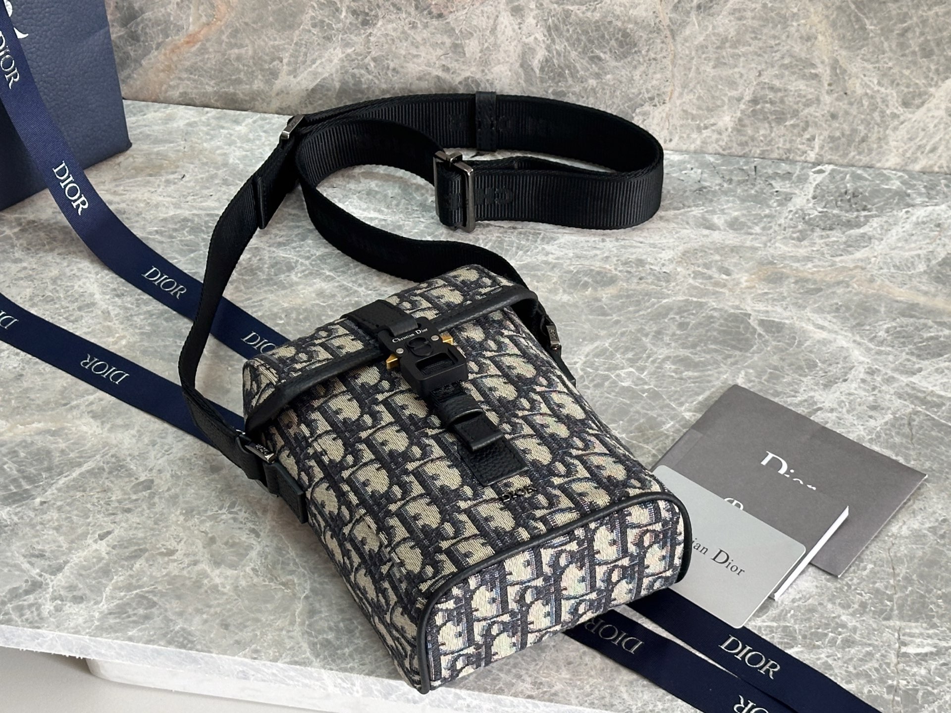 Dior Hit The Road Cotton Messenger Bag, Shoulder Bag（2HTCA544YKY-H27E）