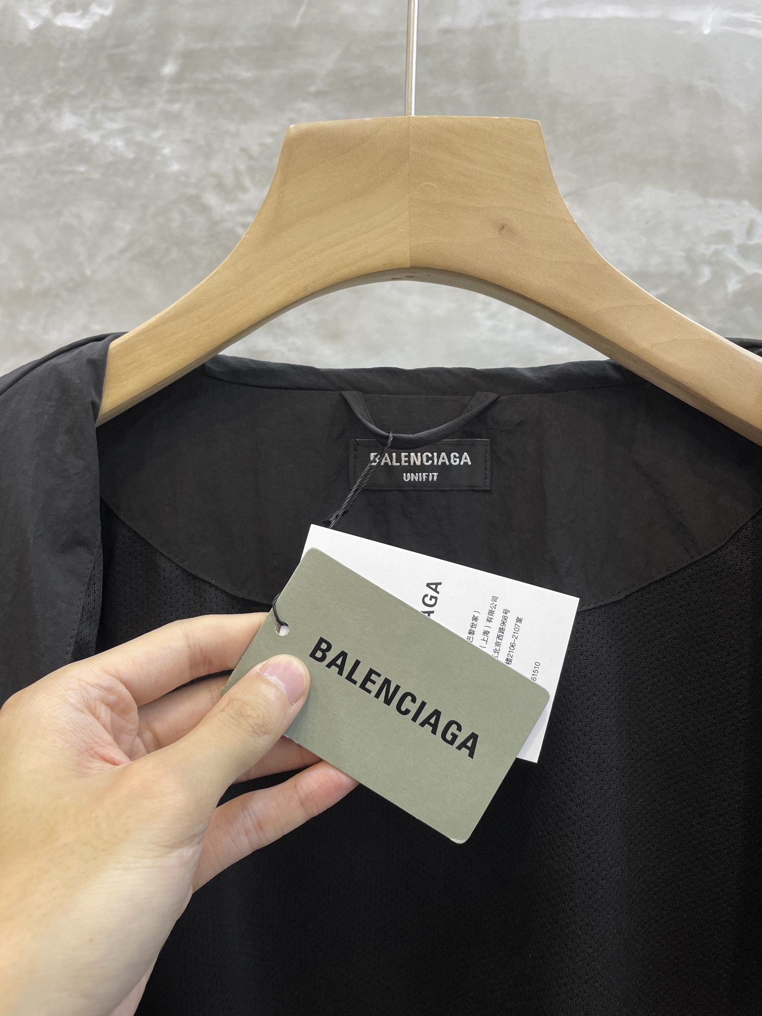 Balenciaga 3B Sports Icon Small Fit Tracksuit Jacket Black/White Logo（704505TKO481000）