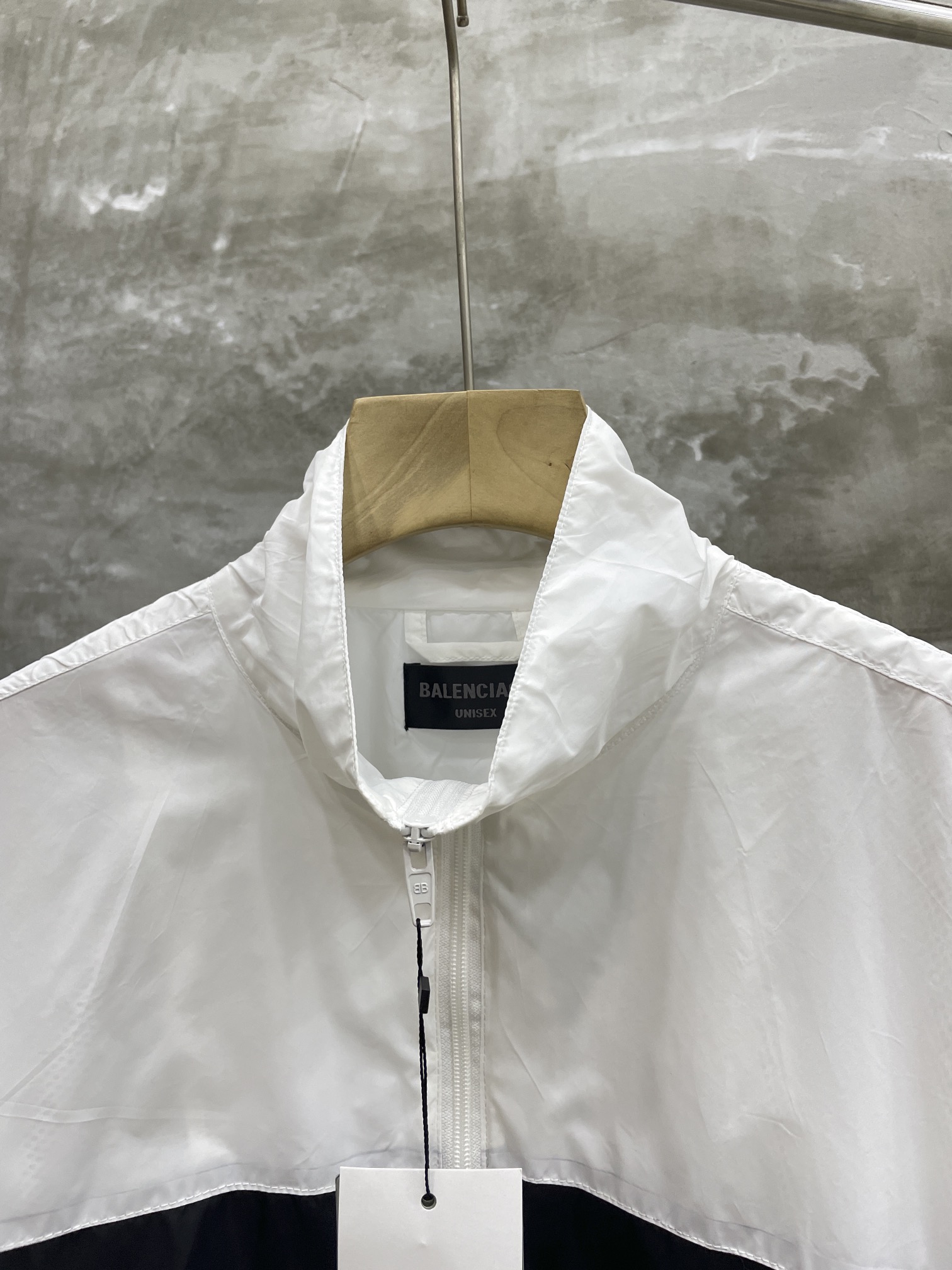 Balenciaga Zip-Up Jacket  (725302TPO061000）