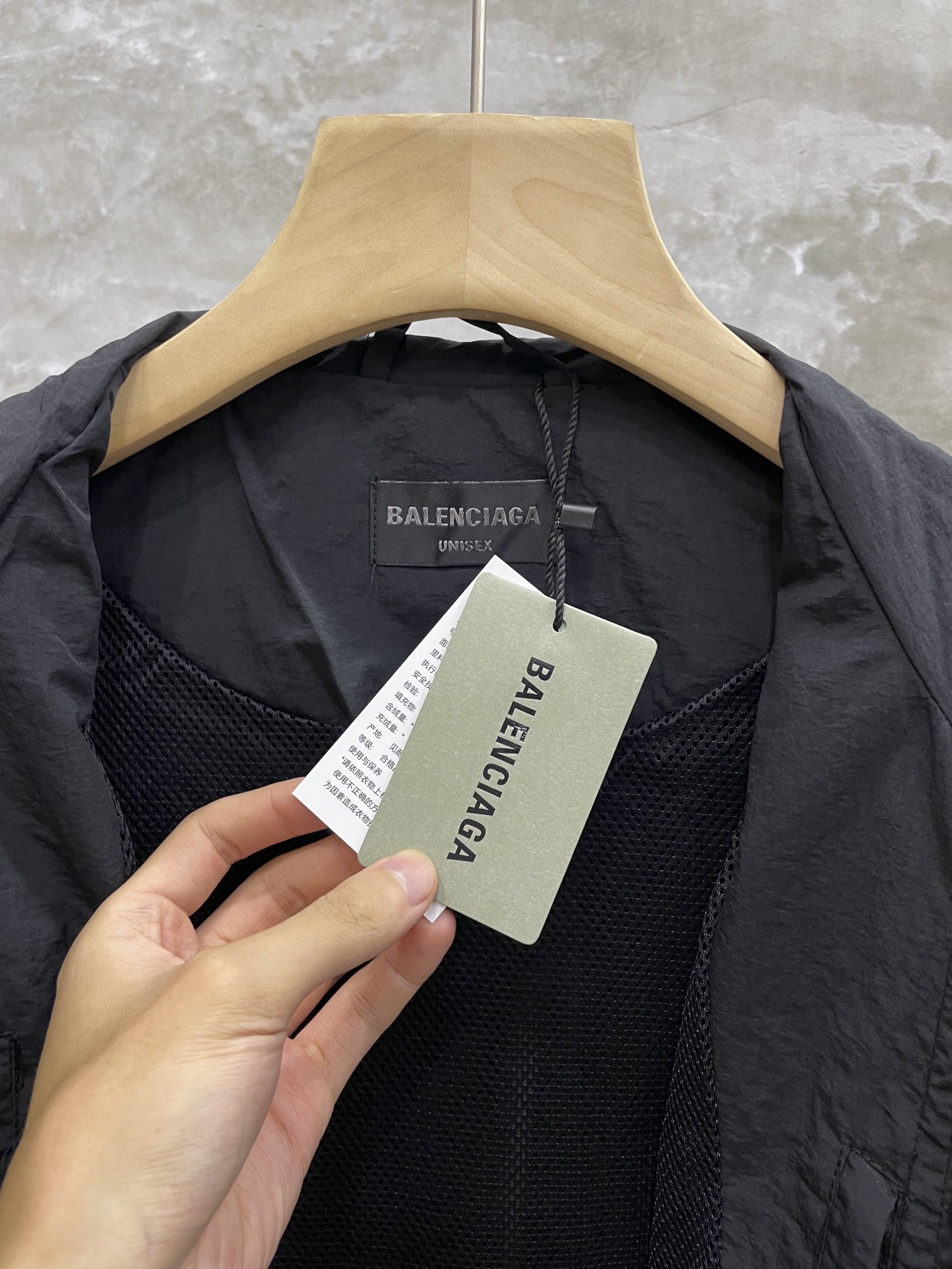 BALENCIAGA OUTLINE TRACKSUIT JACKET（768920TNO791000）