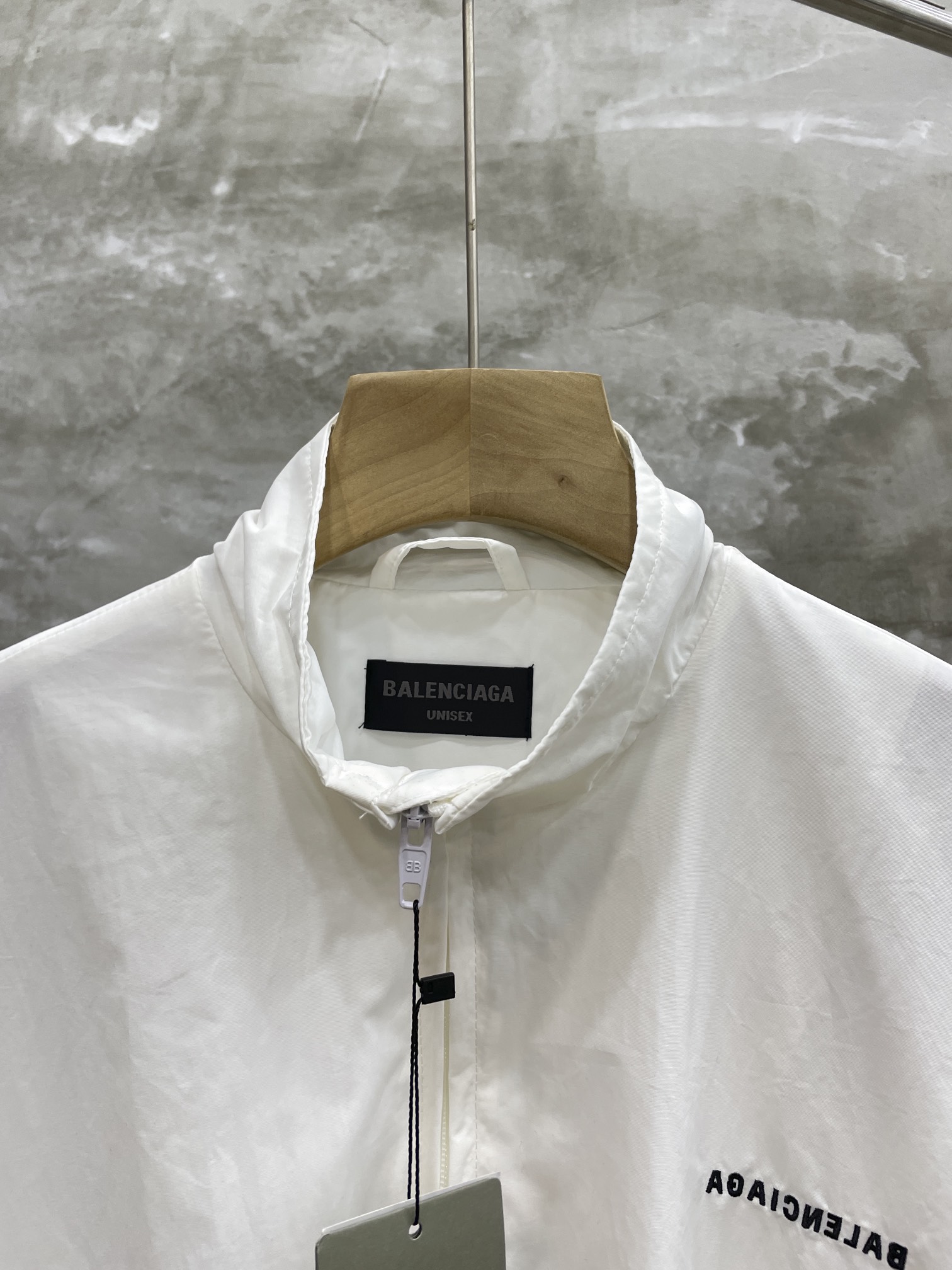 BALENCIAGAREGULAR TRACKSUIT jacket with logo (790745TPQ381000）