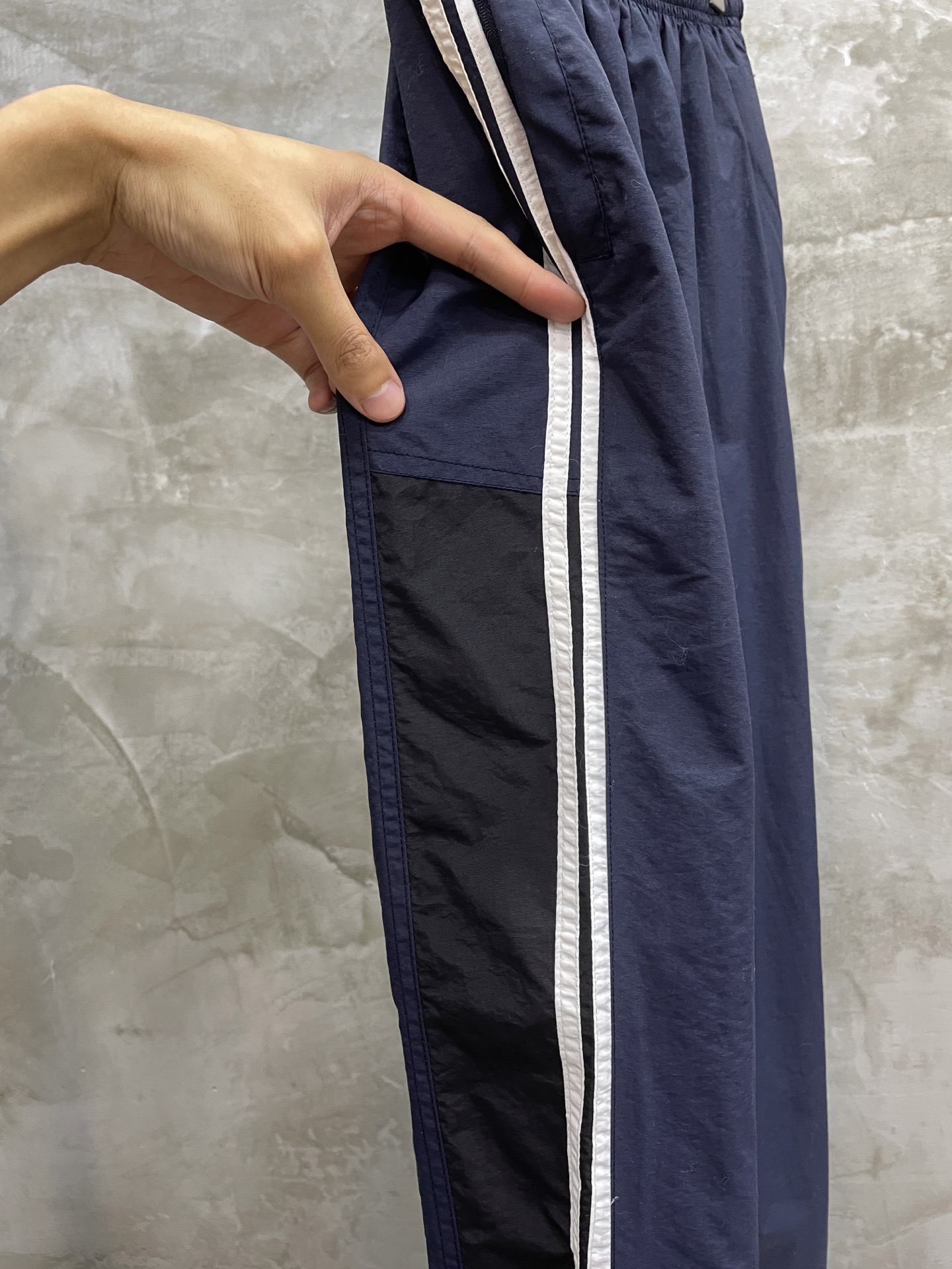 Balenciaga Sporty B Tracksuit Joggers Indigo/Black/White（681254TKO484063）