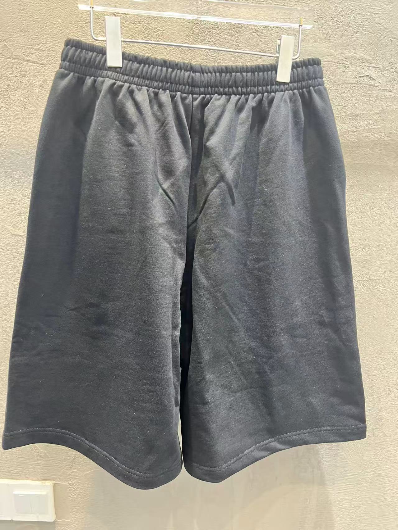 Balenciaga Manchester United 3M Embroidered Capri Pants（857084TTVQ81066）