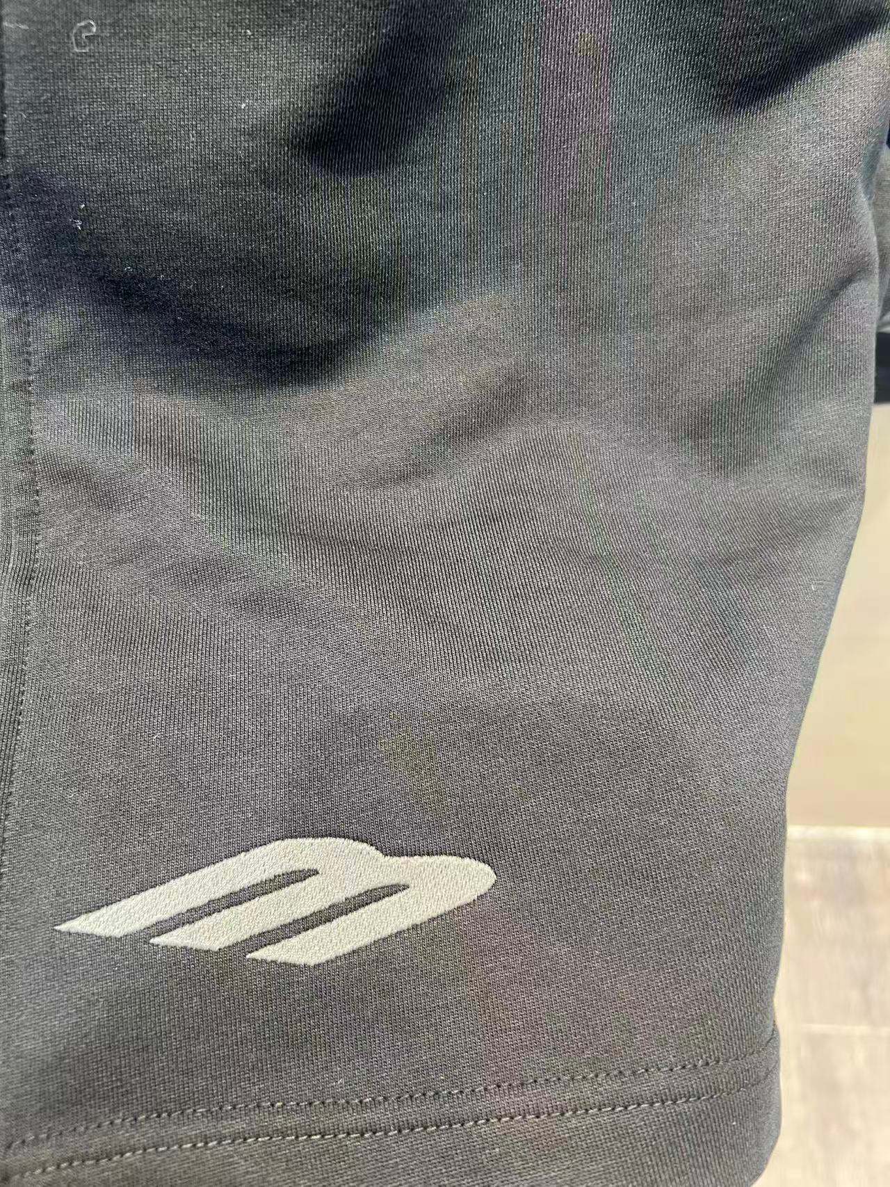 Balenciaga Manchester United 3M Embroidered Capri Pants（857084TTVQ81066）